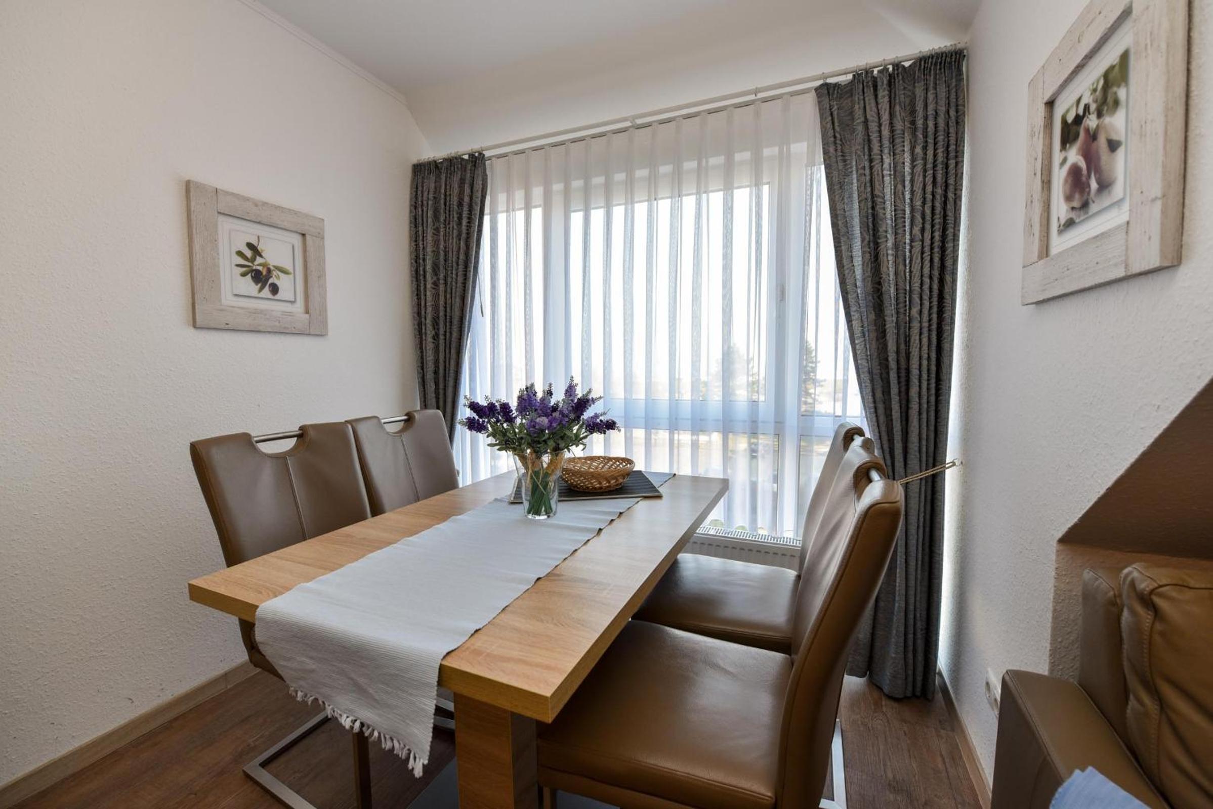 Apartment with Sea View photo 3