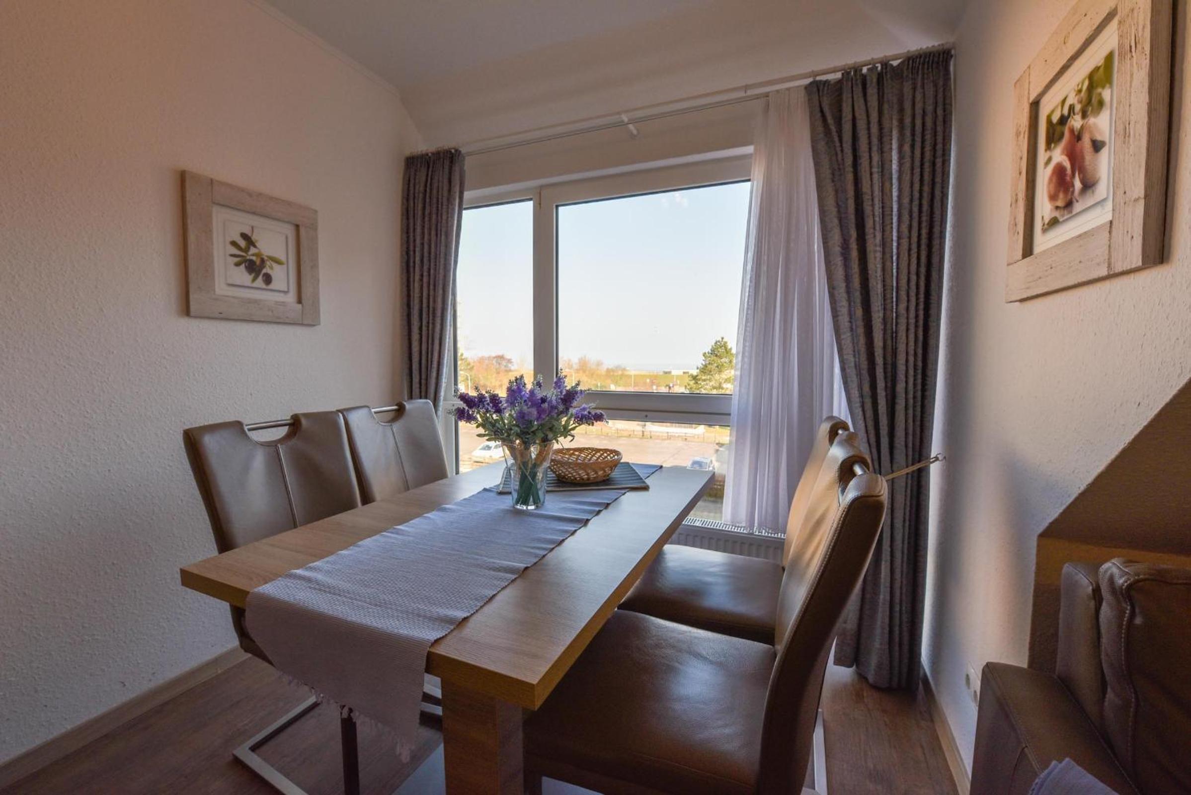 Apartment with Sea View photo 2