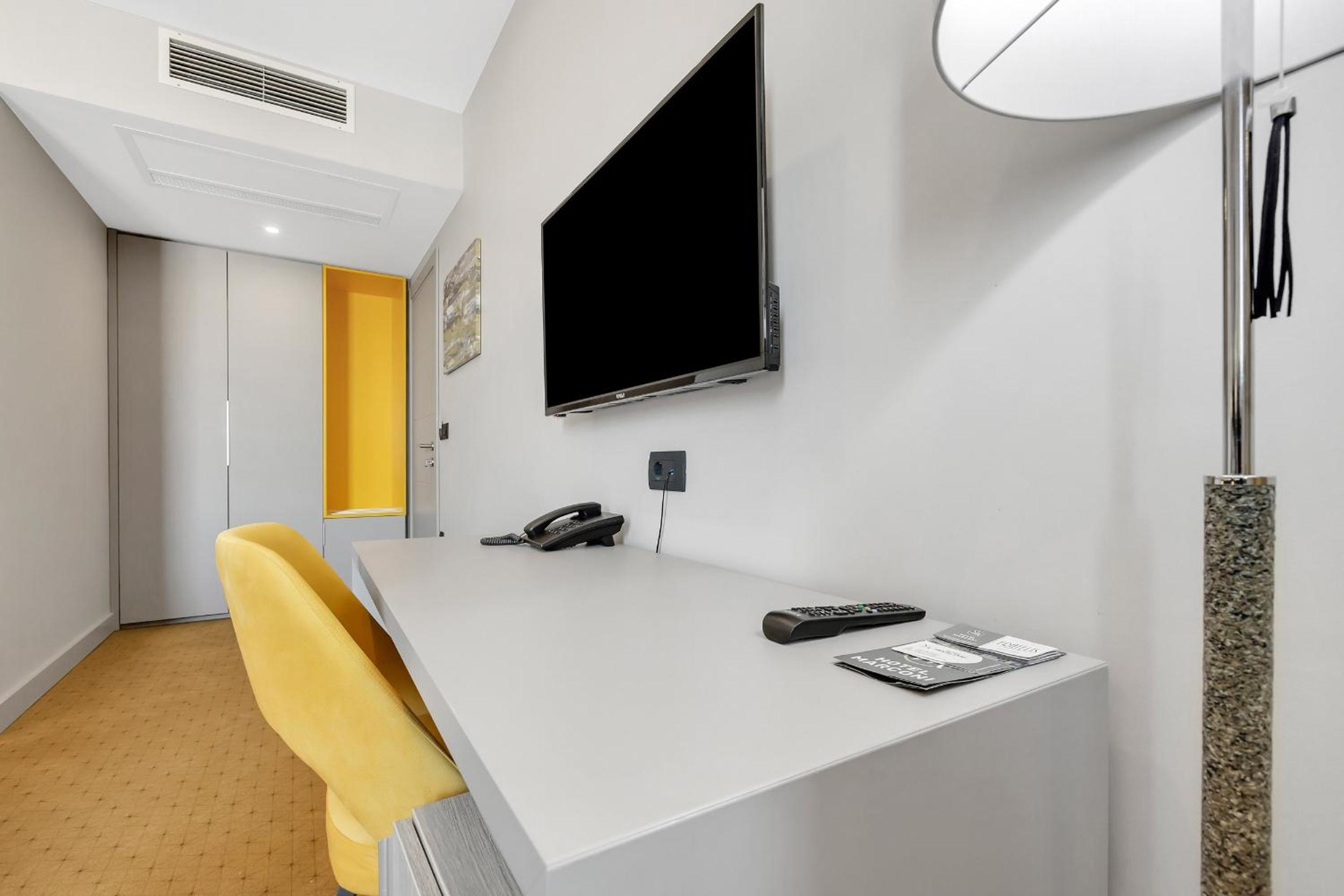 Standard Triple Room photo 2
