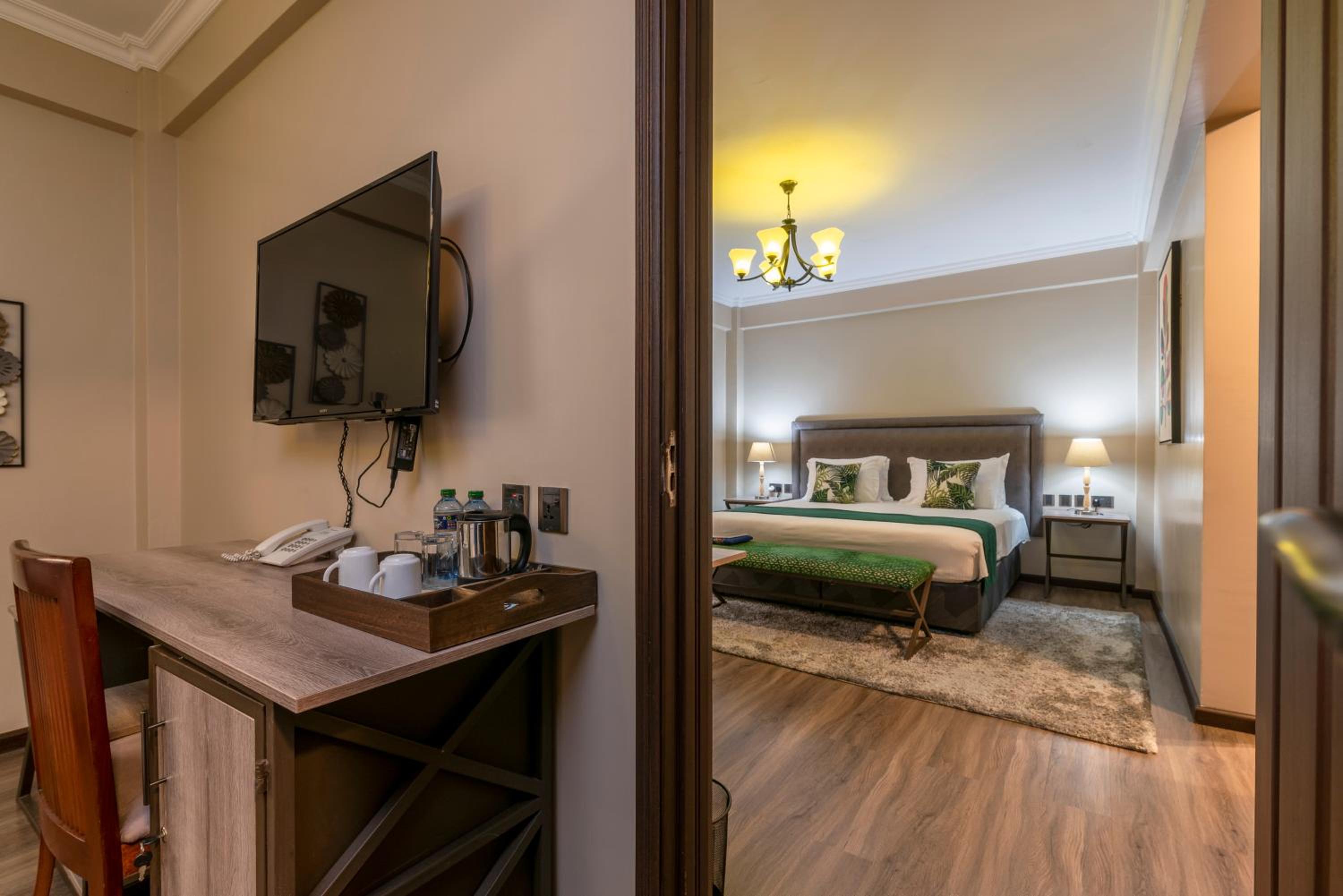 Deluxe Twin Room
