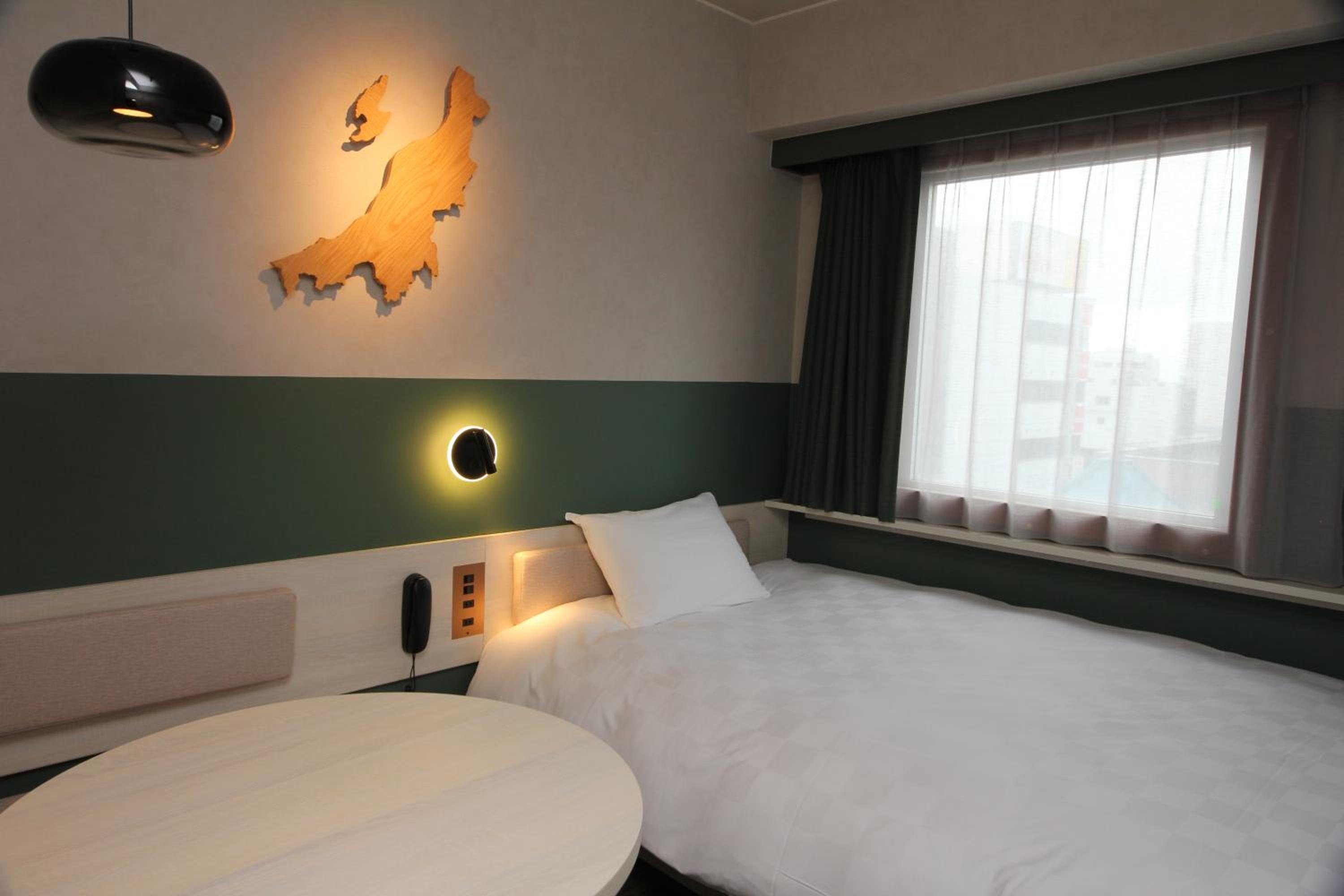 Semi Double Room - Non-Smoking - Photo 2