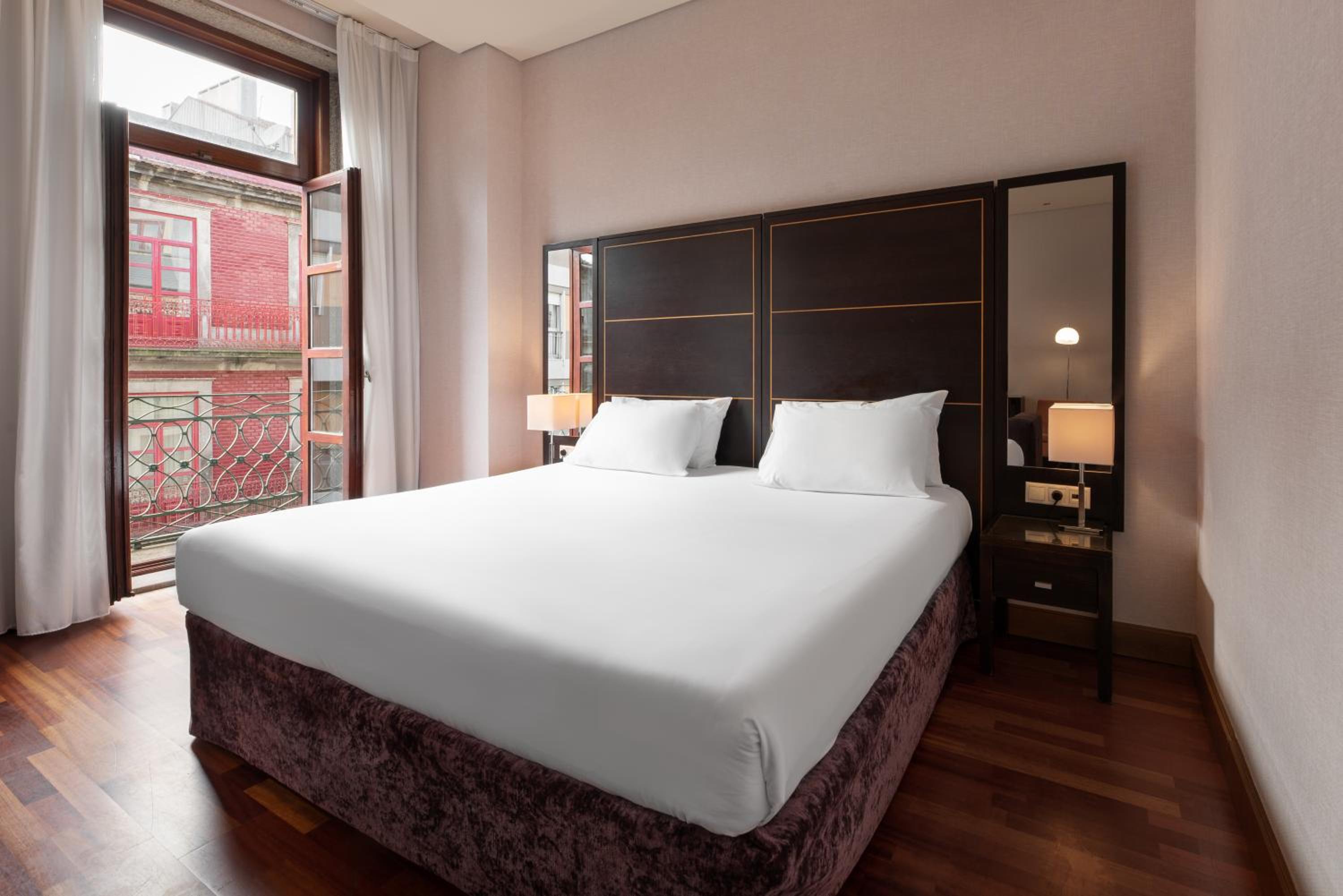 Standard Double Room - Photo 3