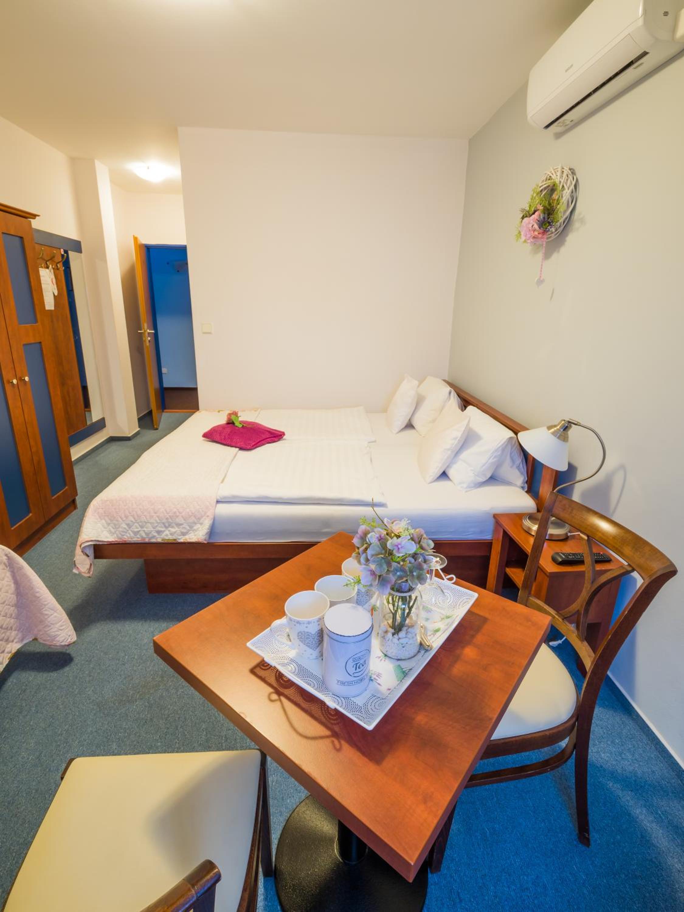 Standard Triple Room photo 1