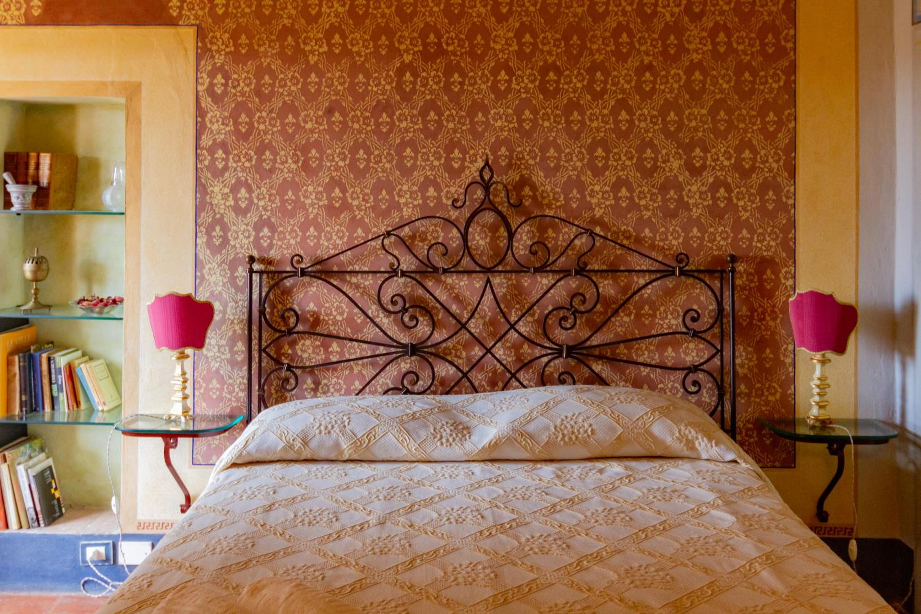 Deluxe Double Room with Balcony photo 3