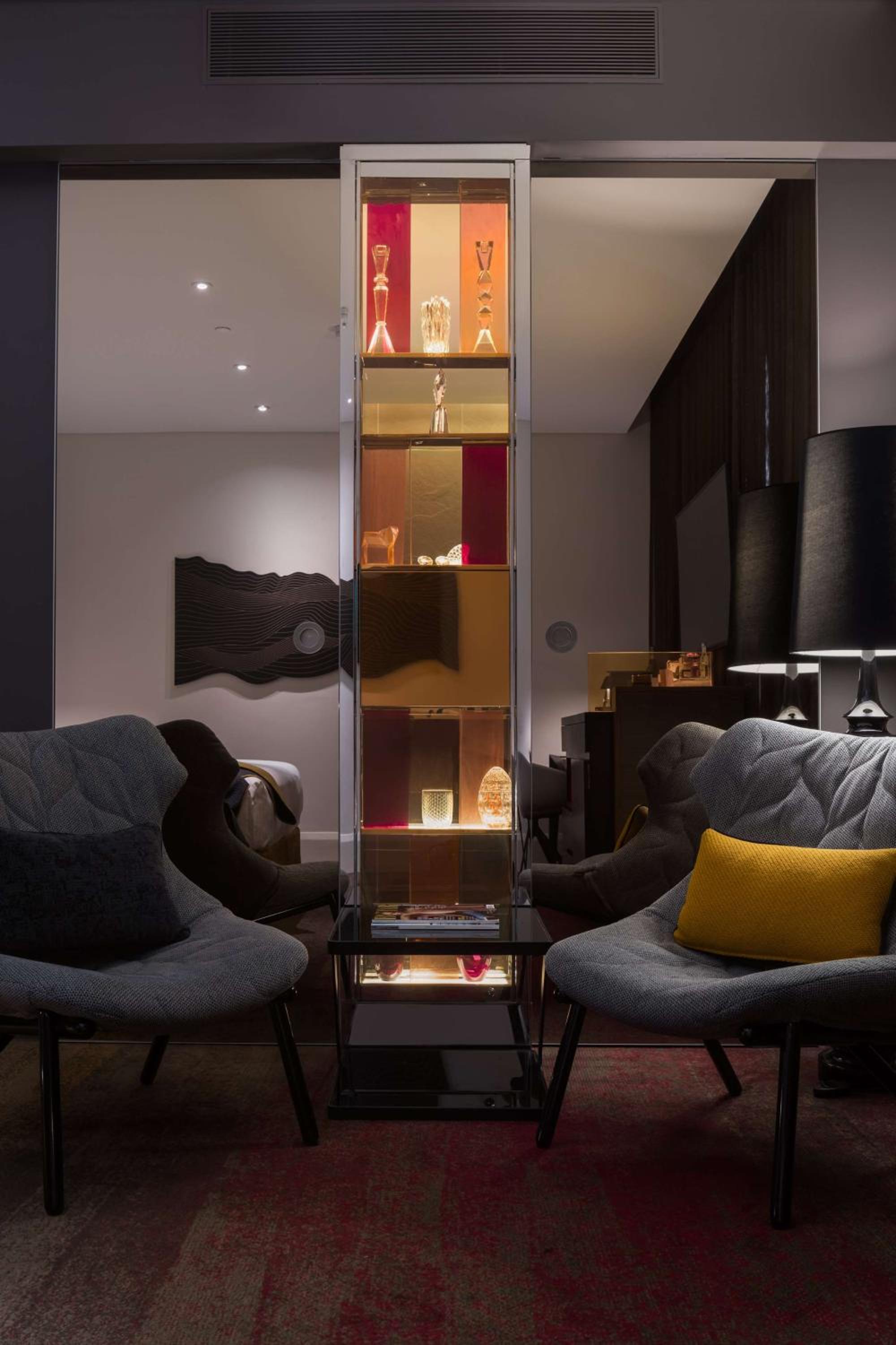 QT Deluxe King Room
