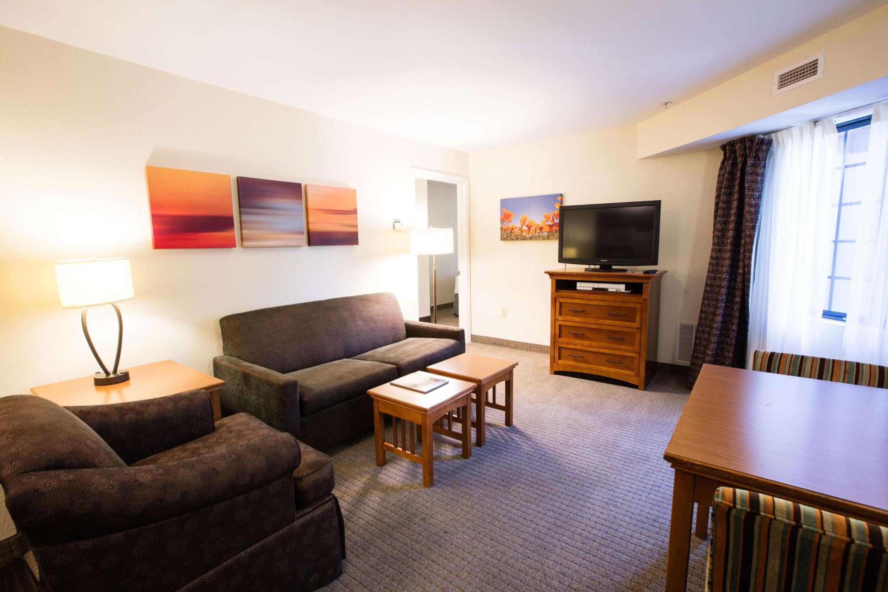 Two-Bedroom Suite with King and Queen Beds - Photo 6