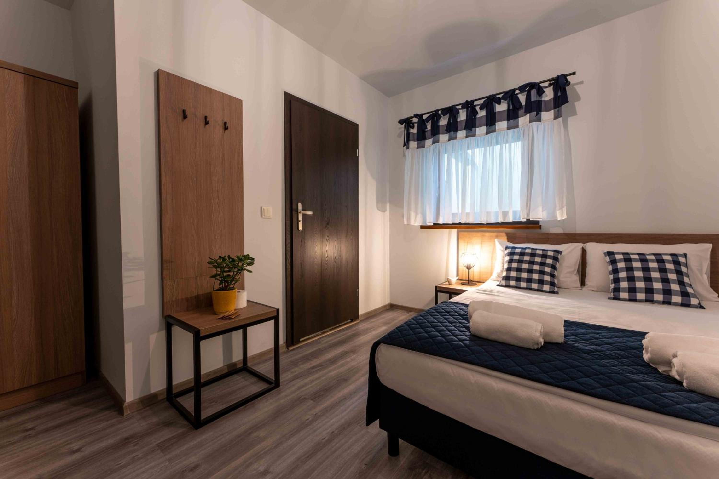 Economy Double Room photo 2