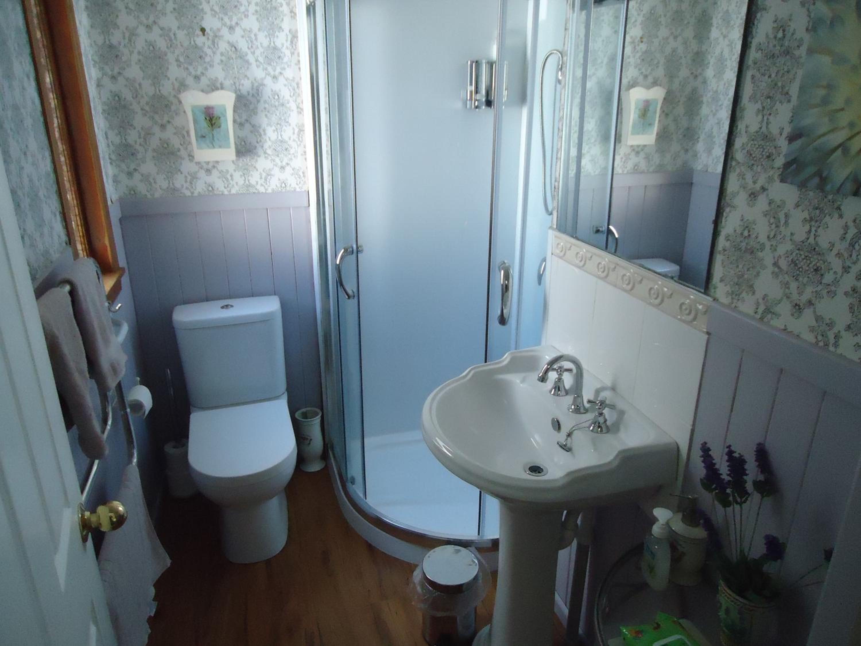 Queen Room photo 3