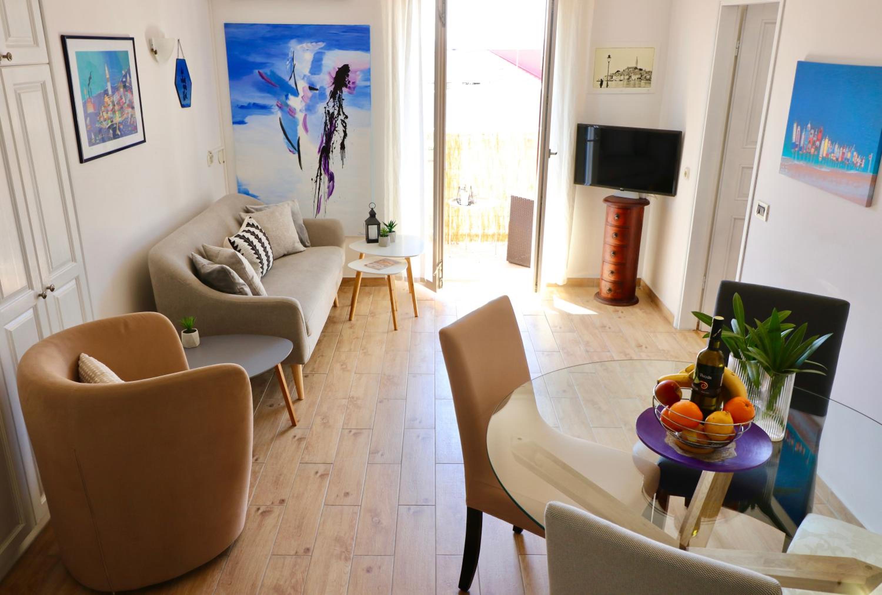 Two-Bedroom Apartment with Balcony and Sea View