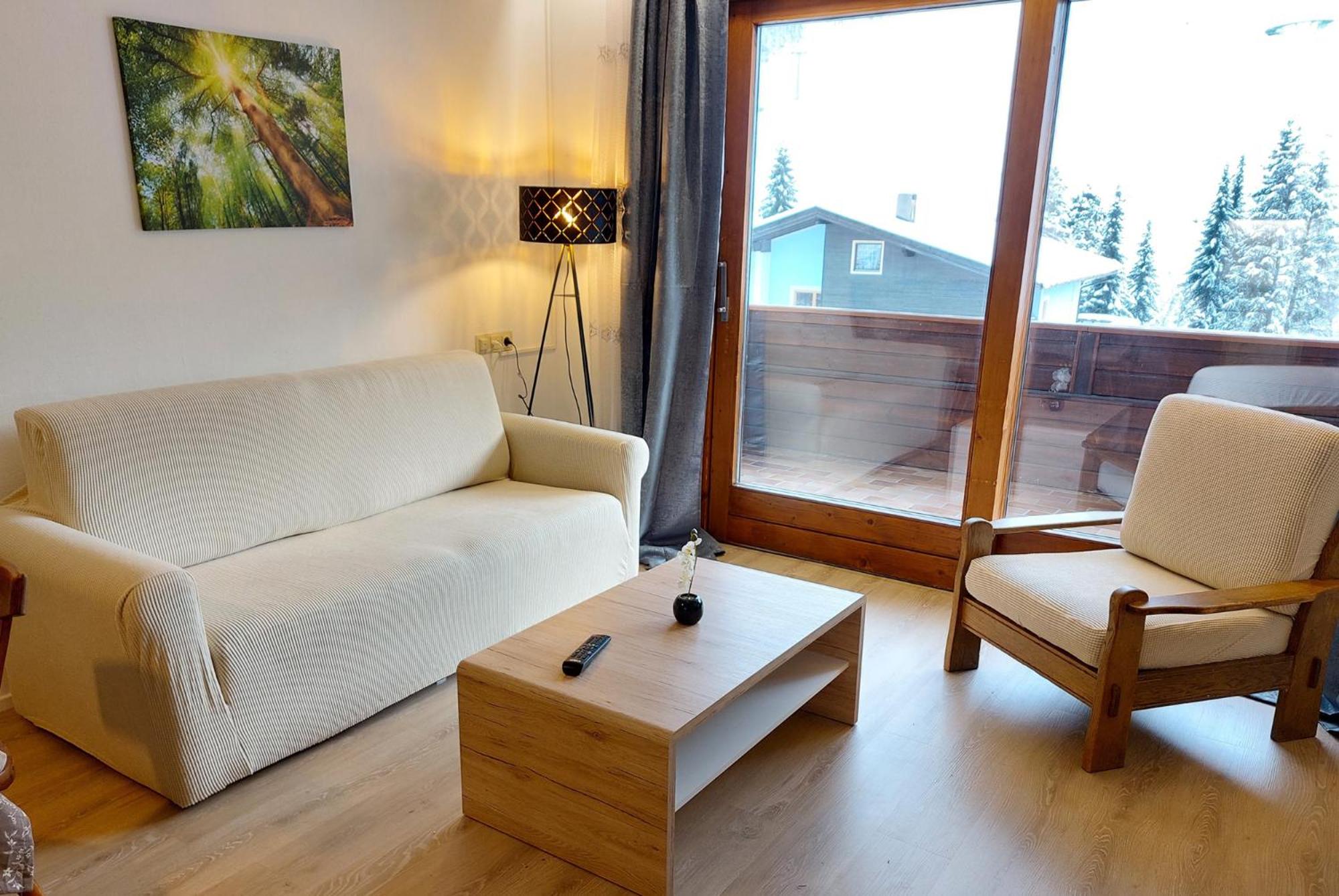 One-Bedroom Apartment photo 1