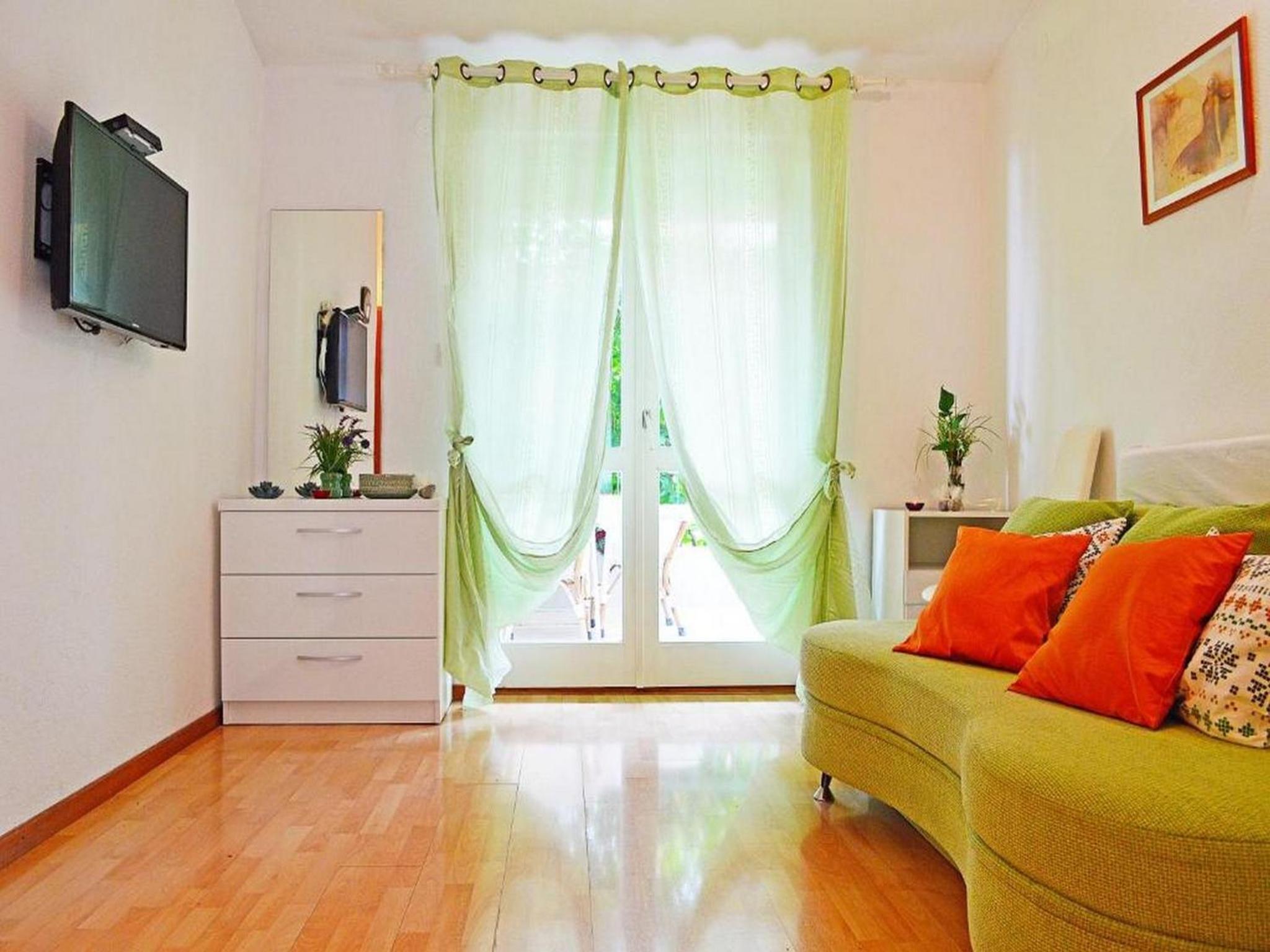 One Bedroom Apartment with Balcony and Sea View photo 1