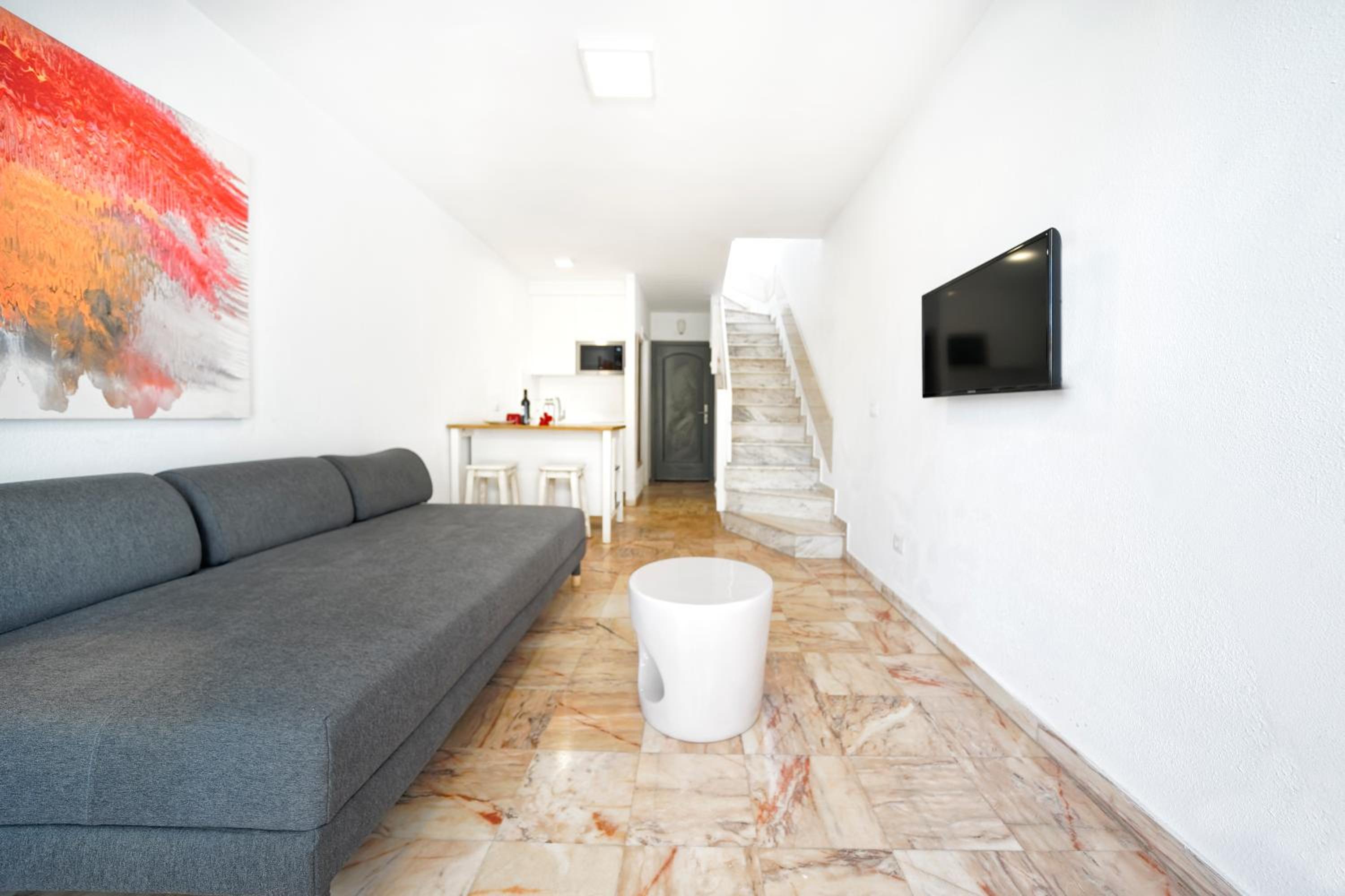Duplex Apartment (1 Adult) photo 2