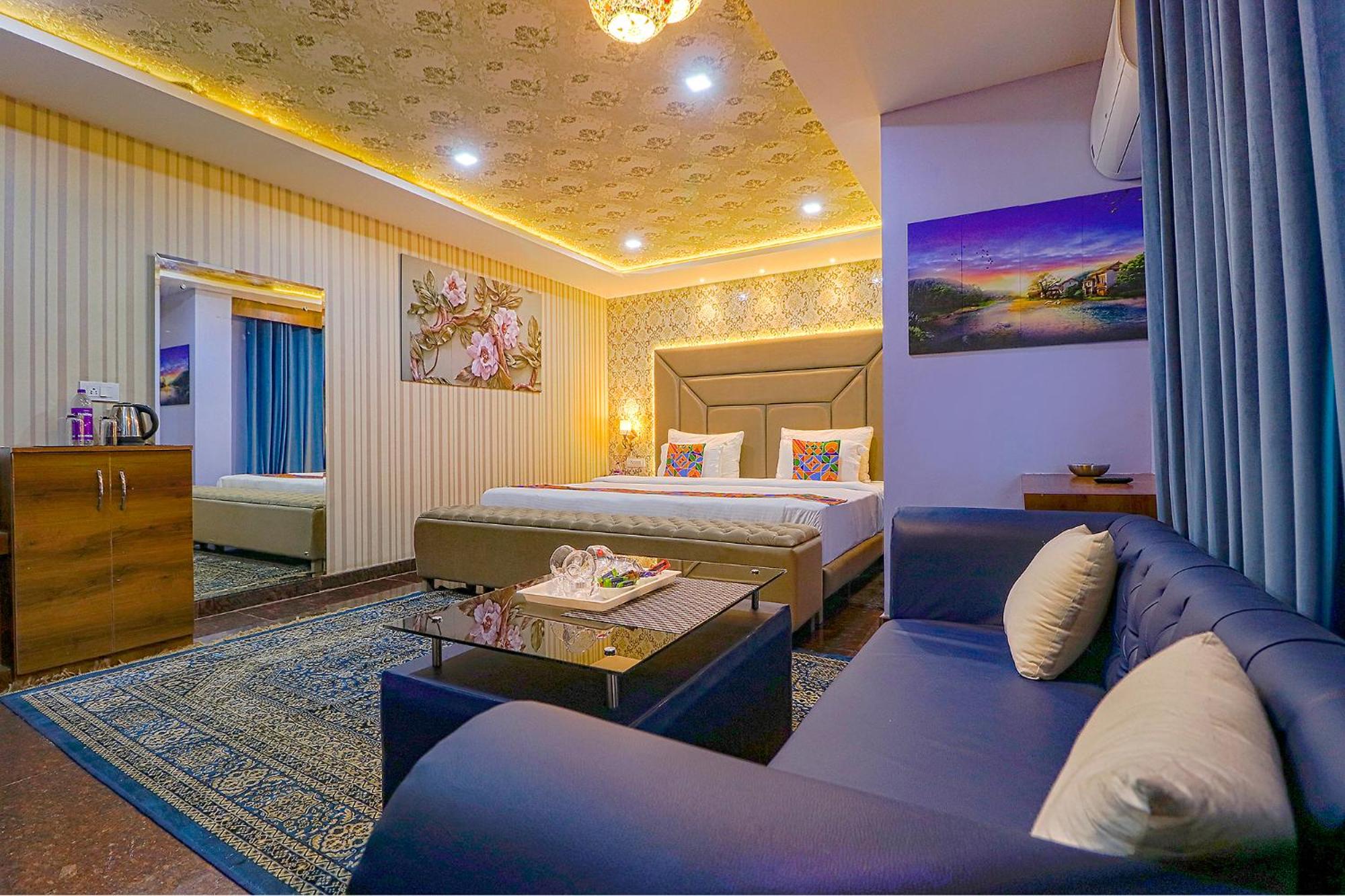Family Room - Photo 1