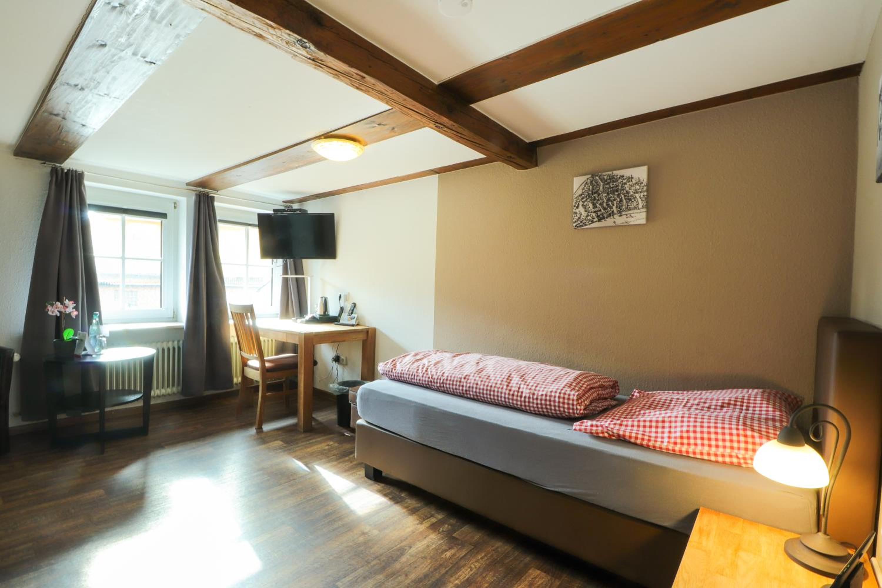 Standard Single Room photo 2