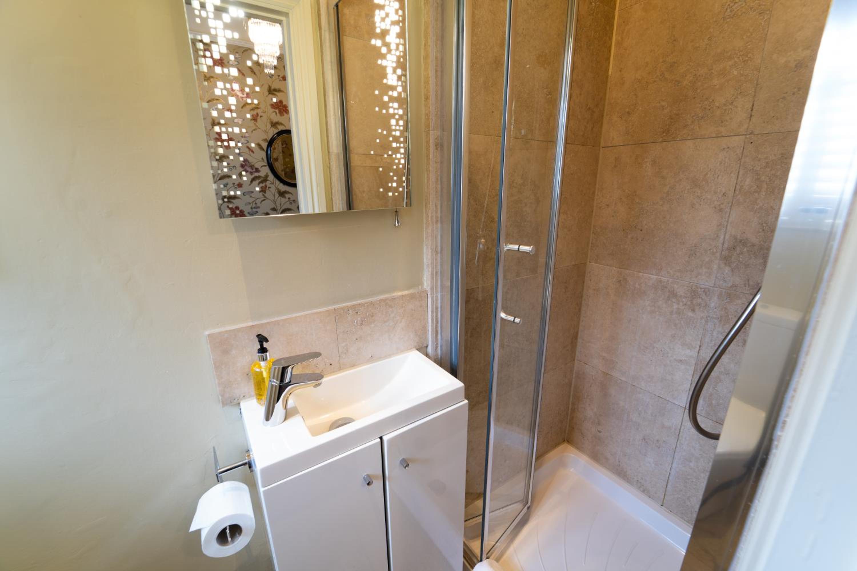 Single Room photo 2