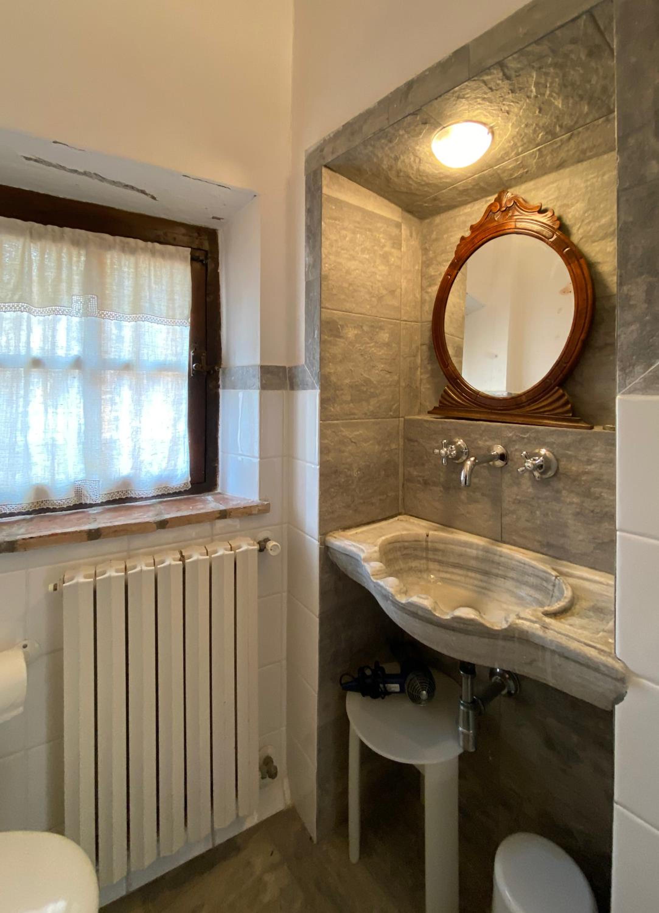 Twin Room - Photo 4