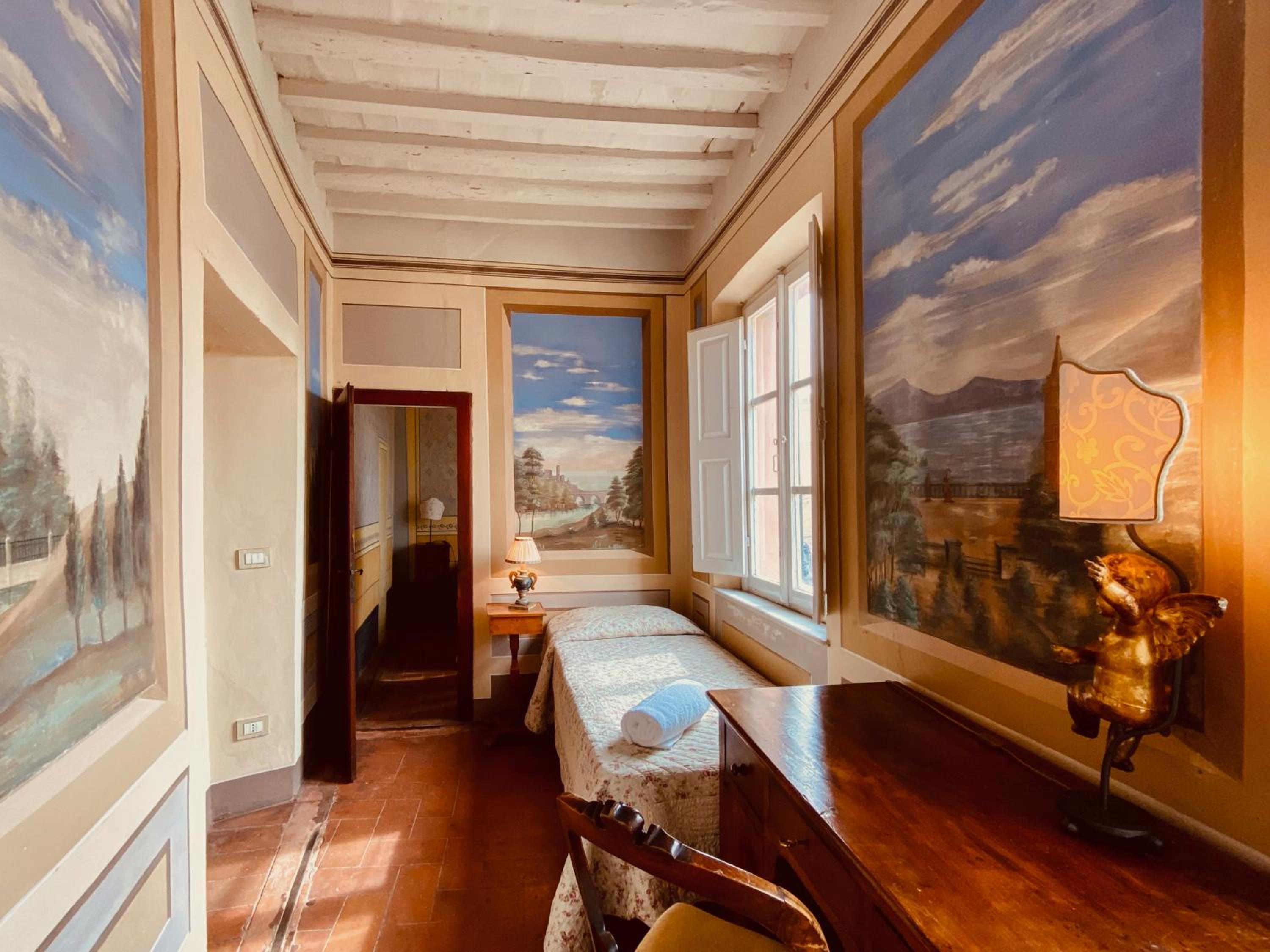 Twin Room - Photo 1