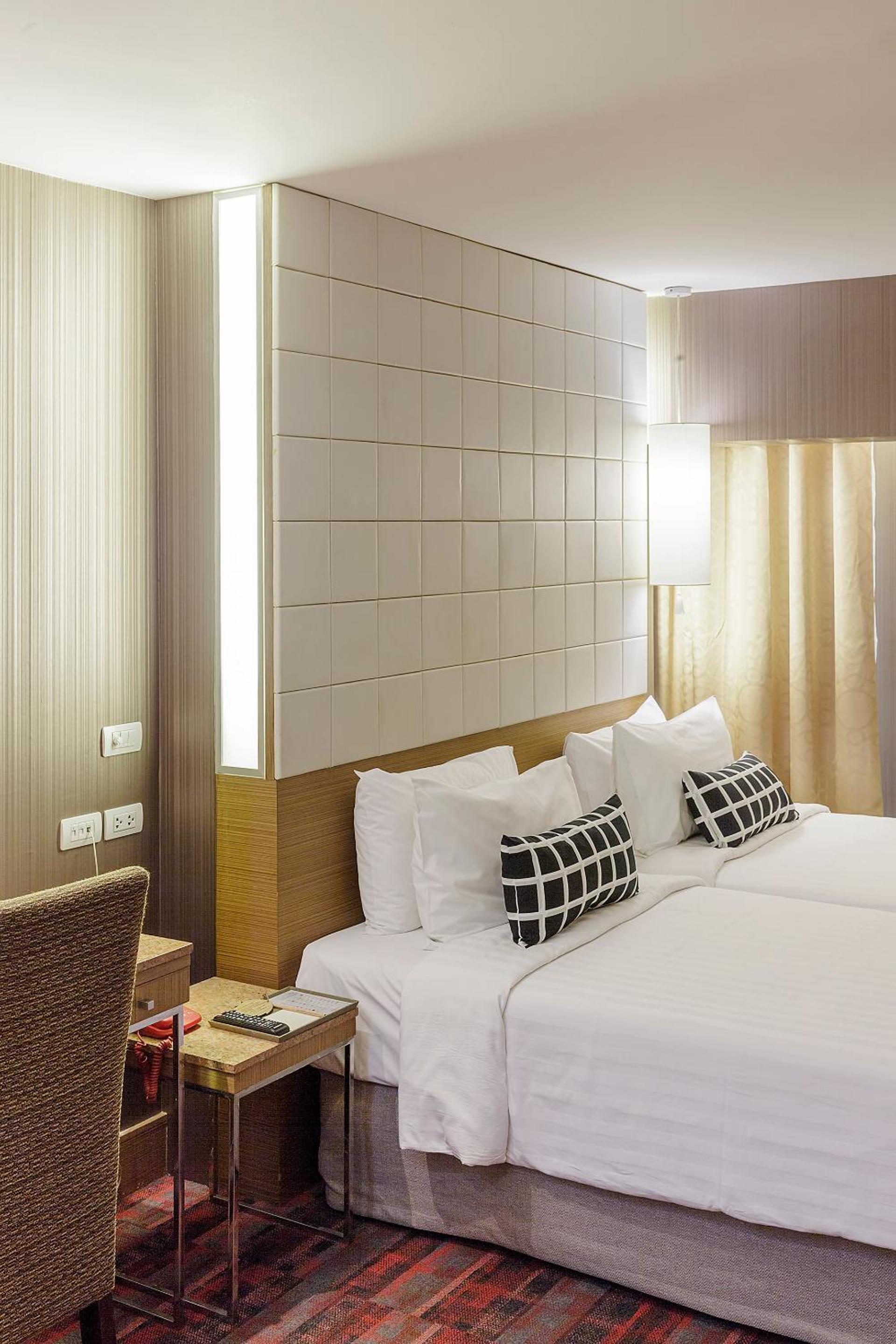 Deluxe Twin Room photo 2