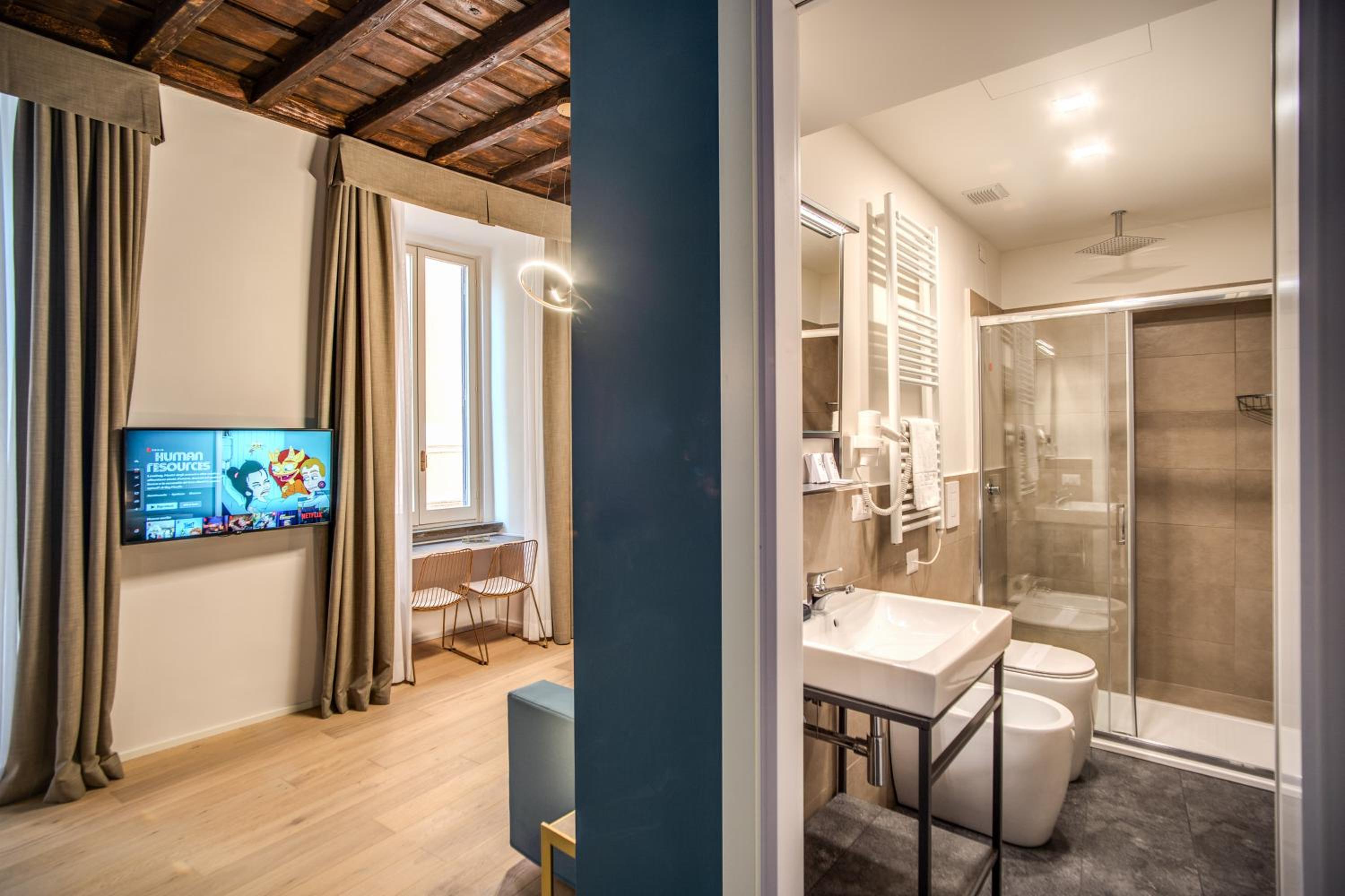 Luxury Quadruple Room photo 3