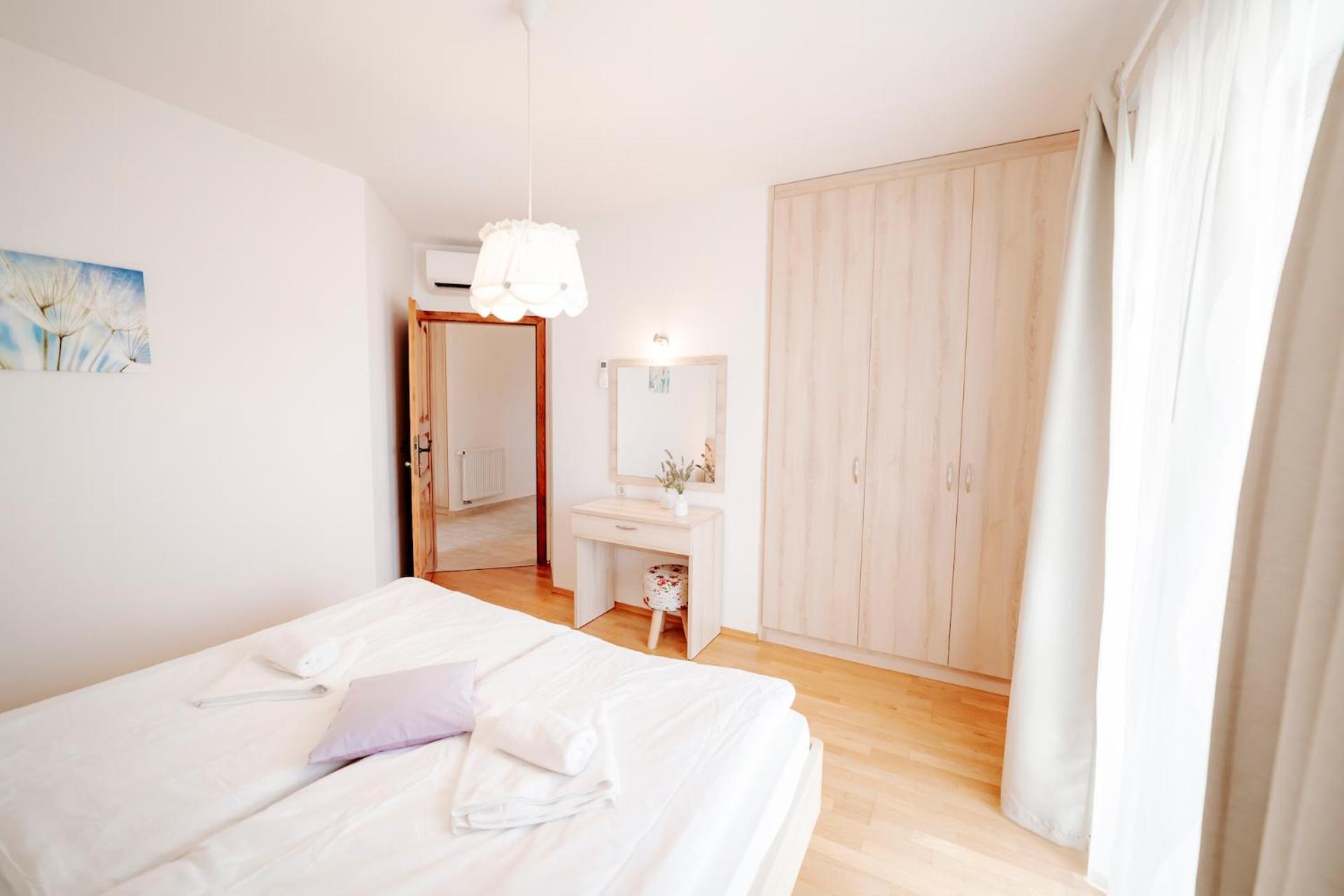 Four-Bedroom House photo 1