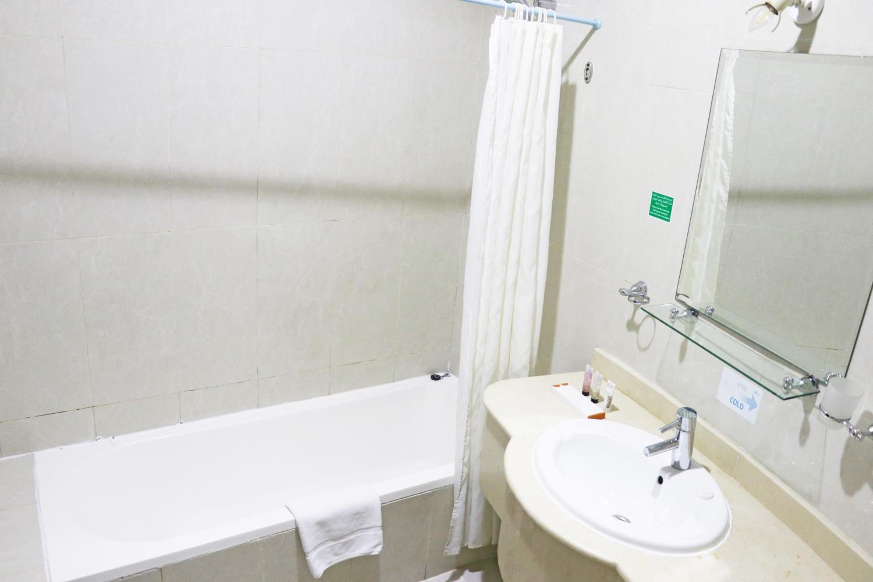 Double or Twin Room - Photo 1