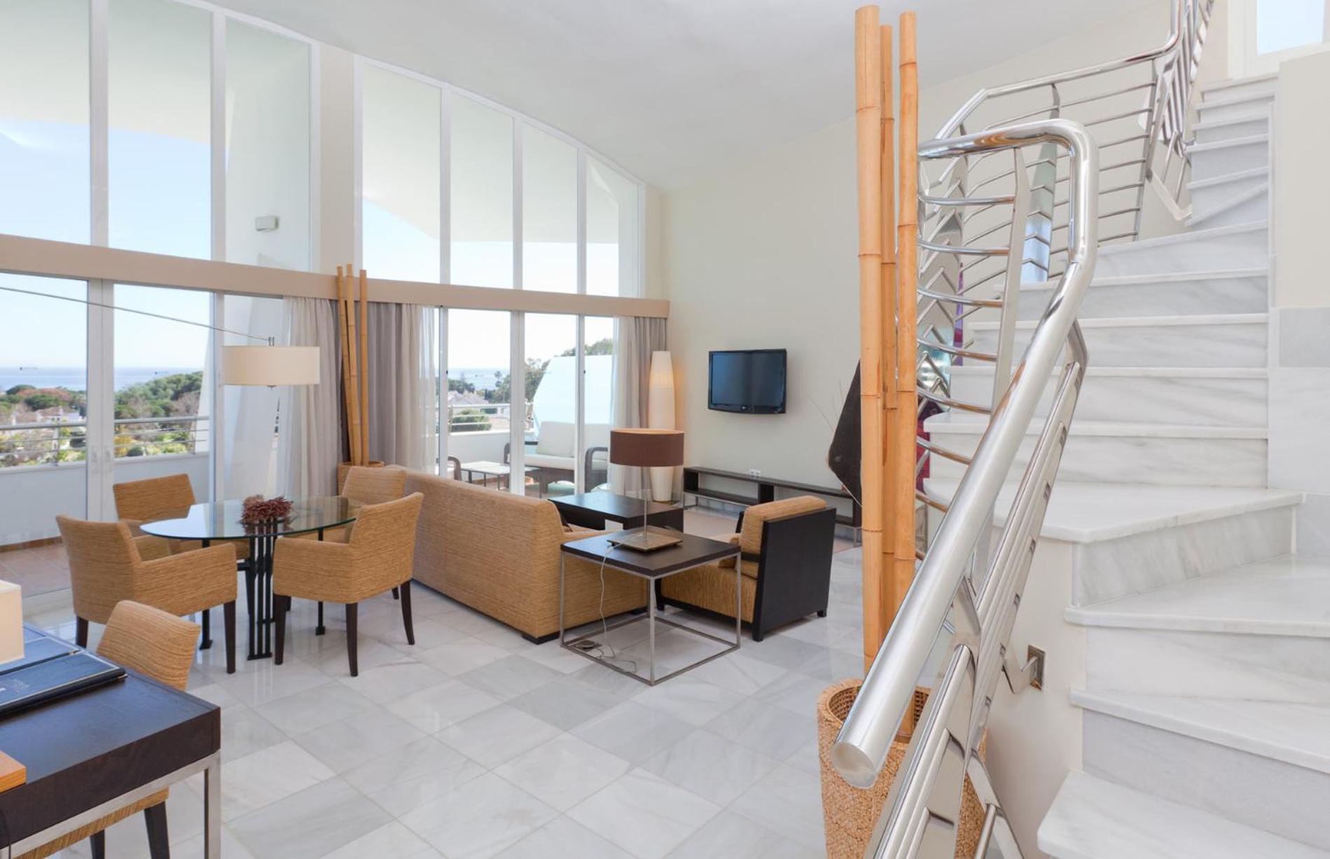 Duplex Suite - Photo 5
