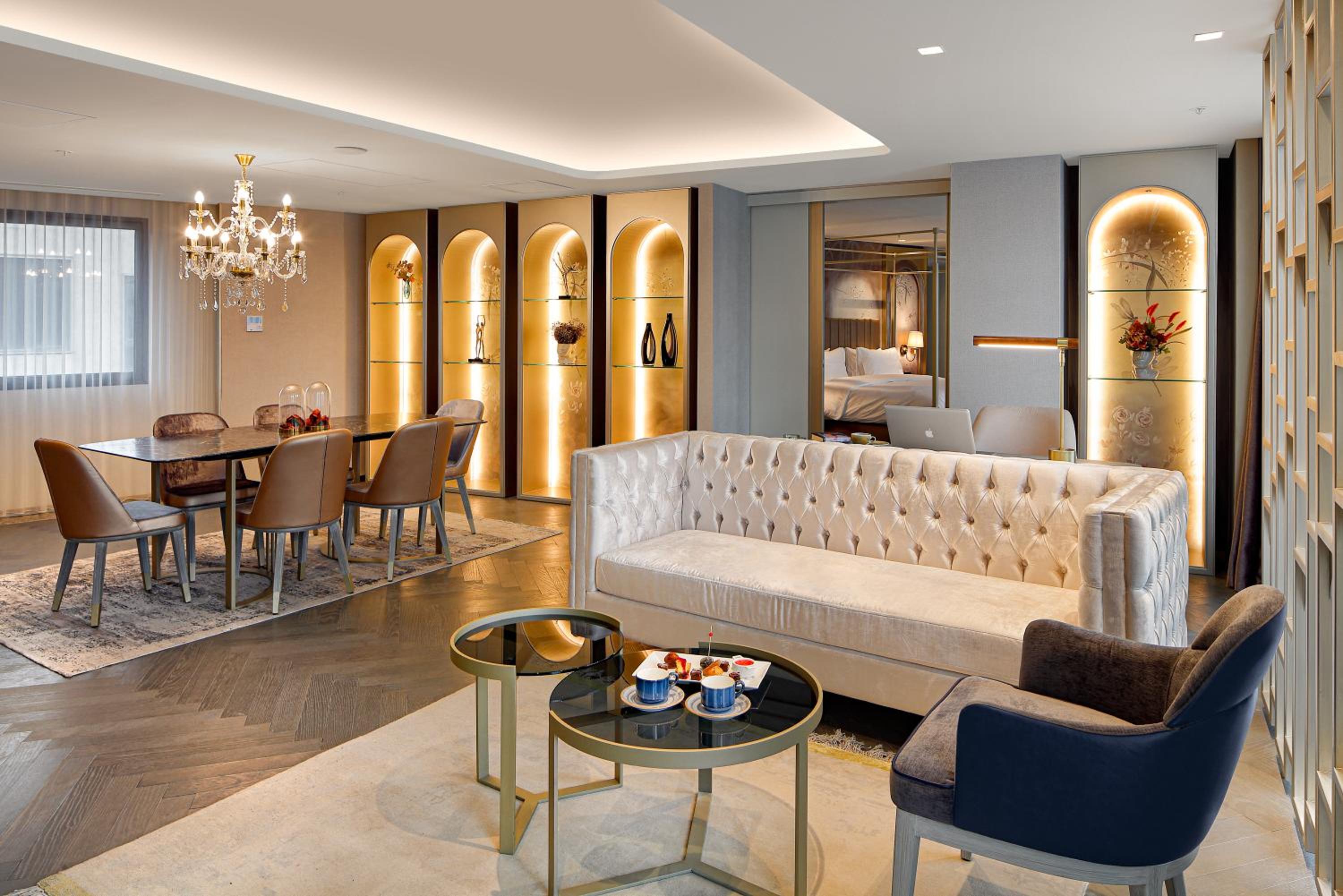 Presidential Suite photo 3