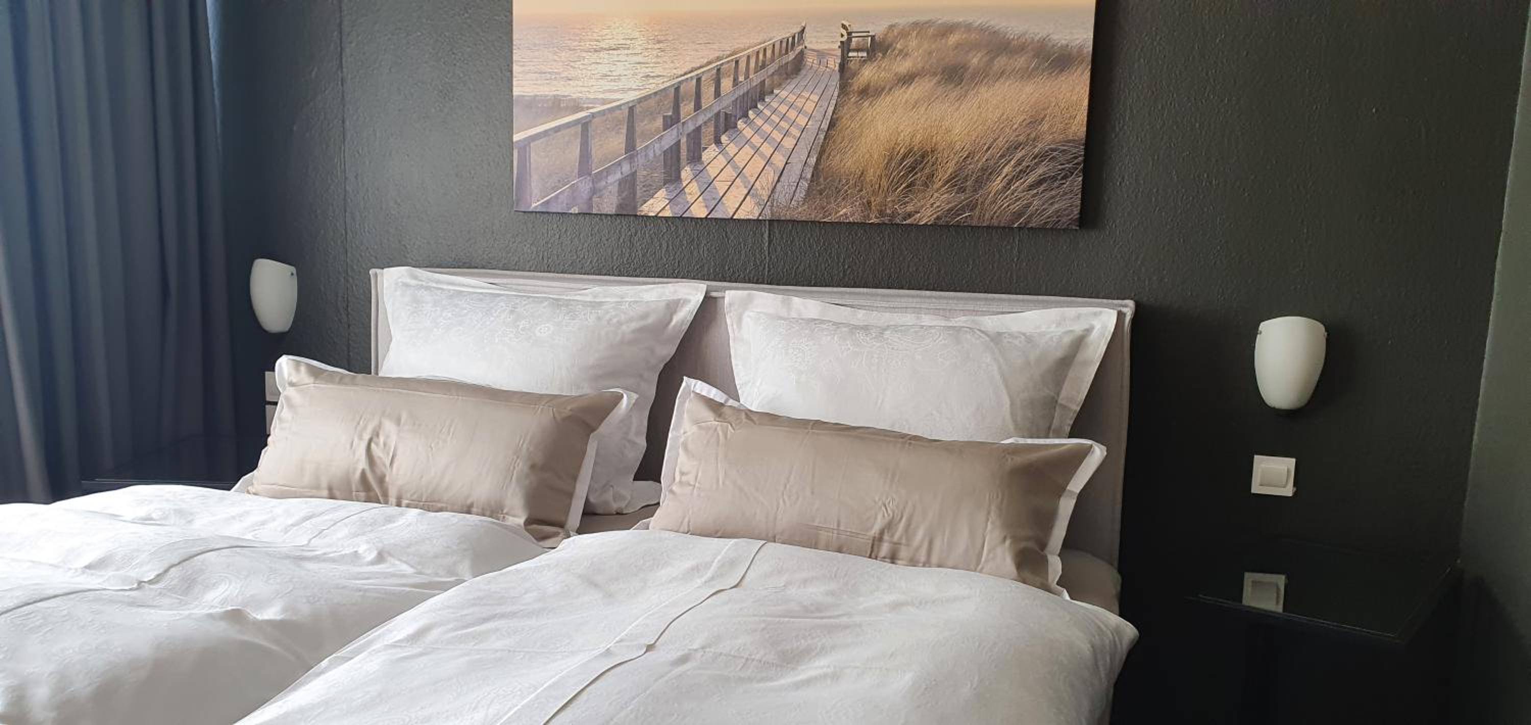 Budget Double Room - Photo 5