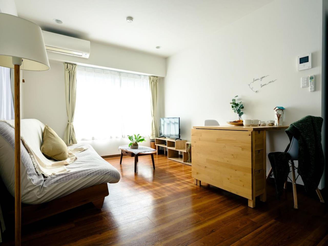 One-Bedroom Apartment photo 3