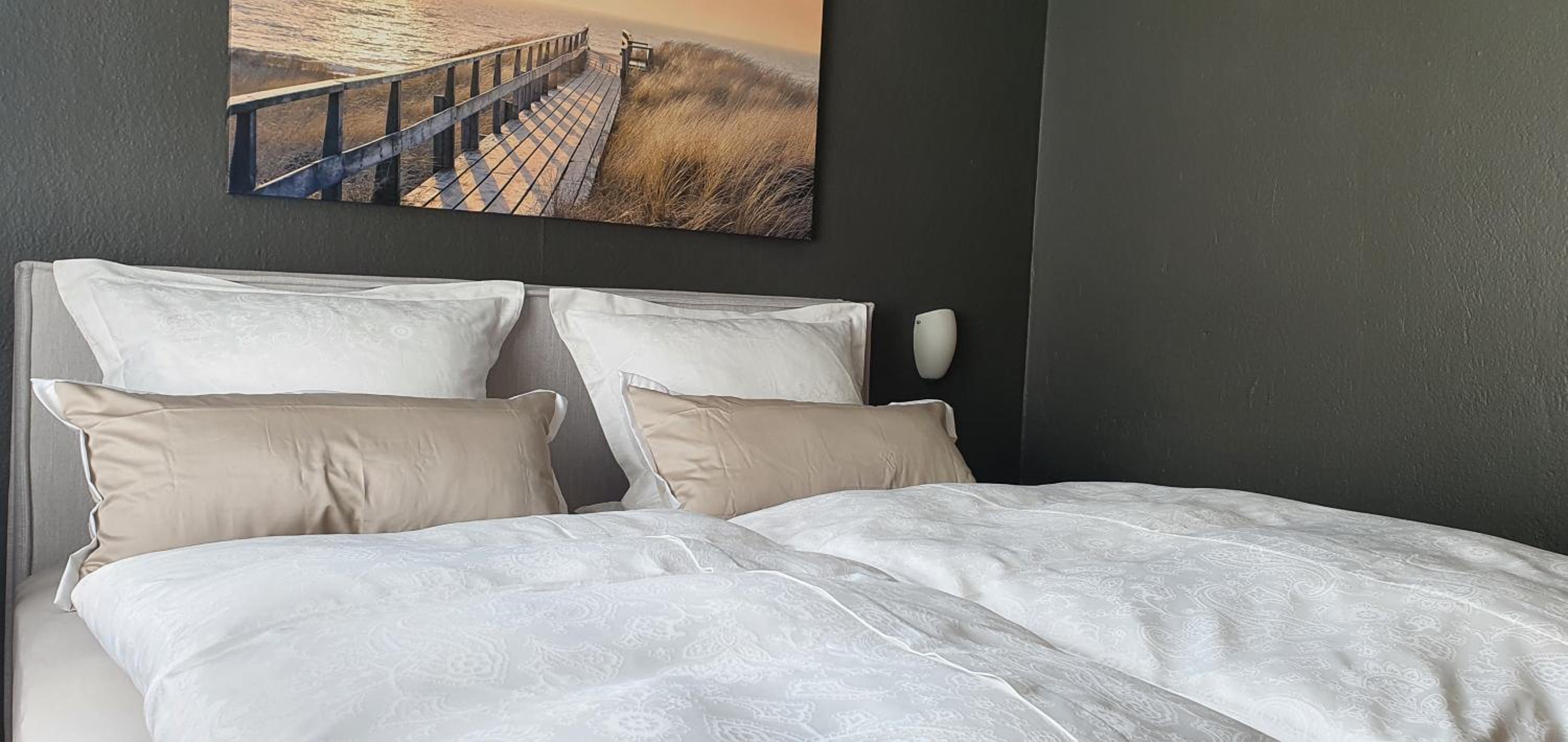 Budget Double Room - Photo 4