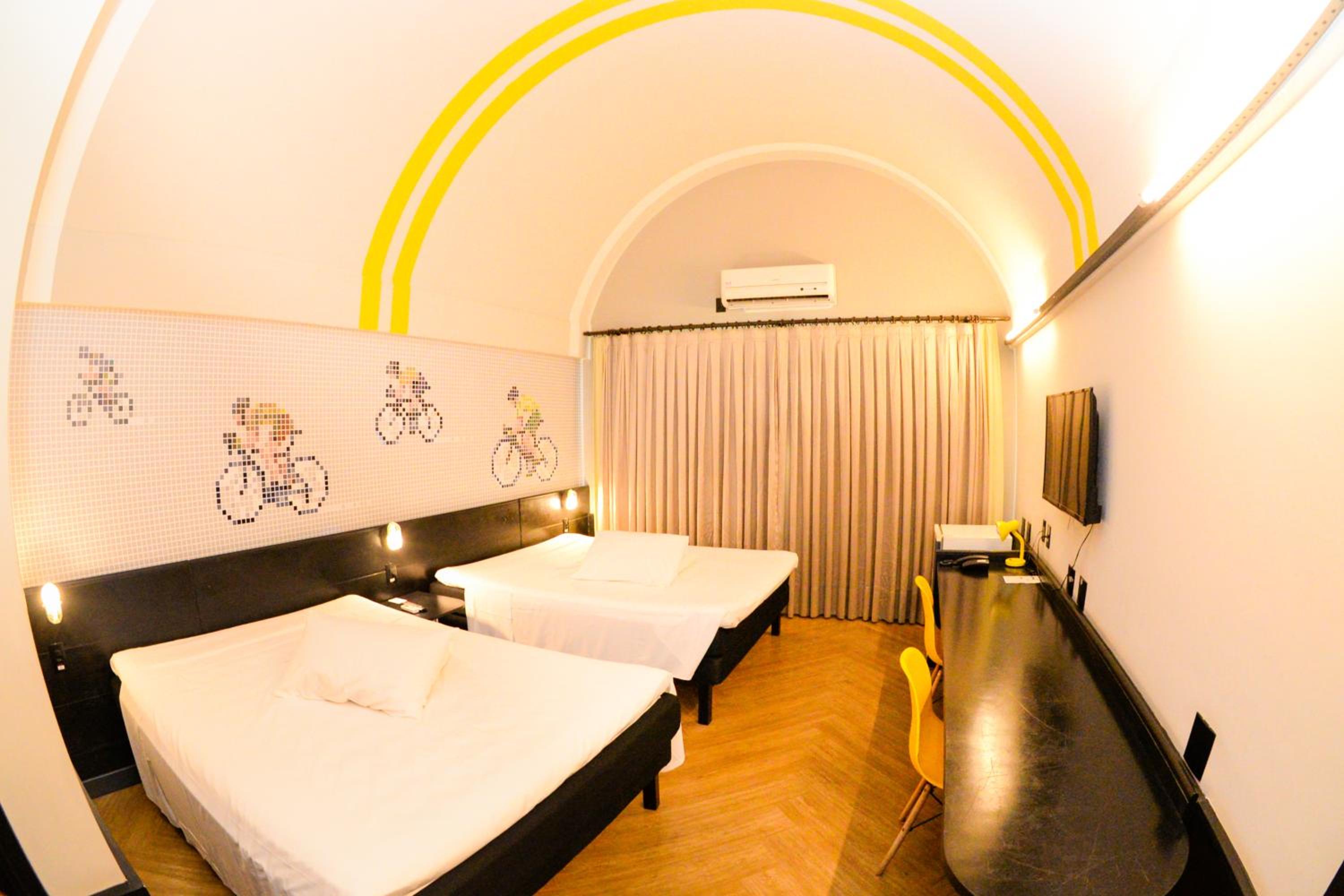 Family Apartment - Photo 11
