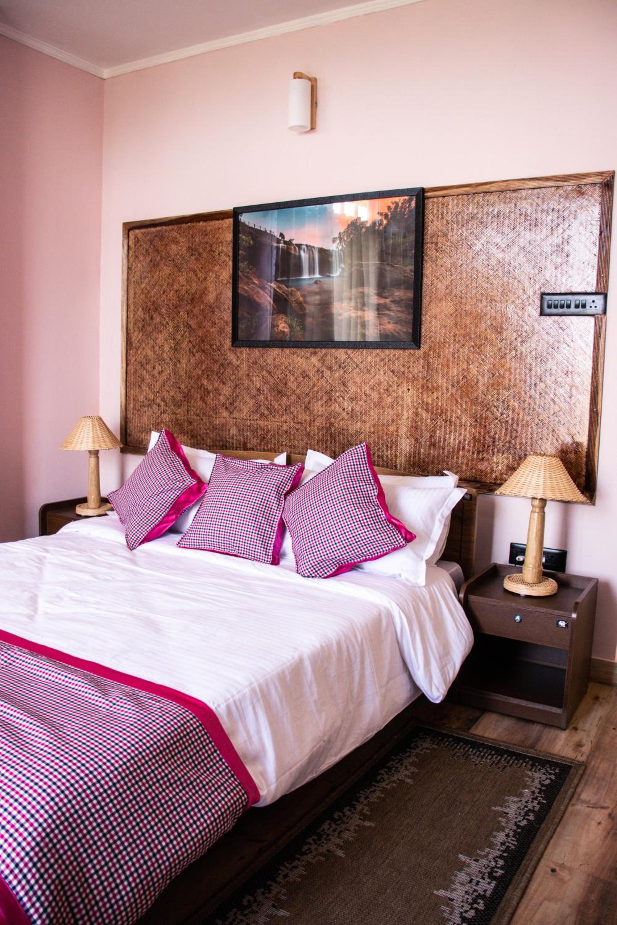 Deluxe Double Room with Balcony photo 1