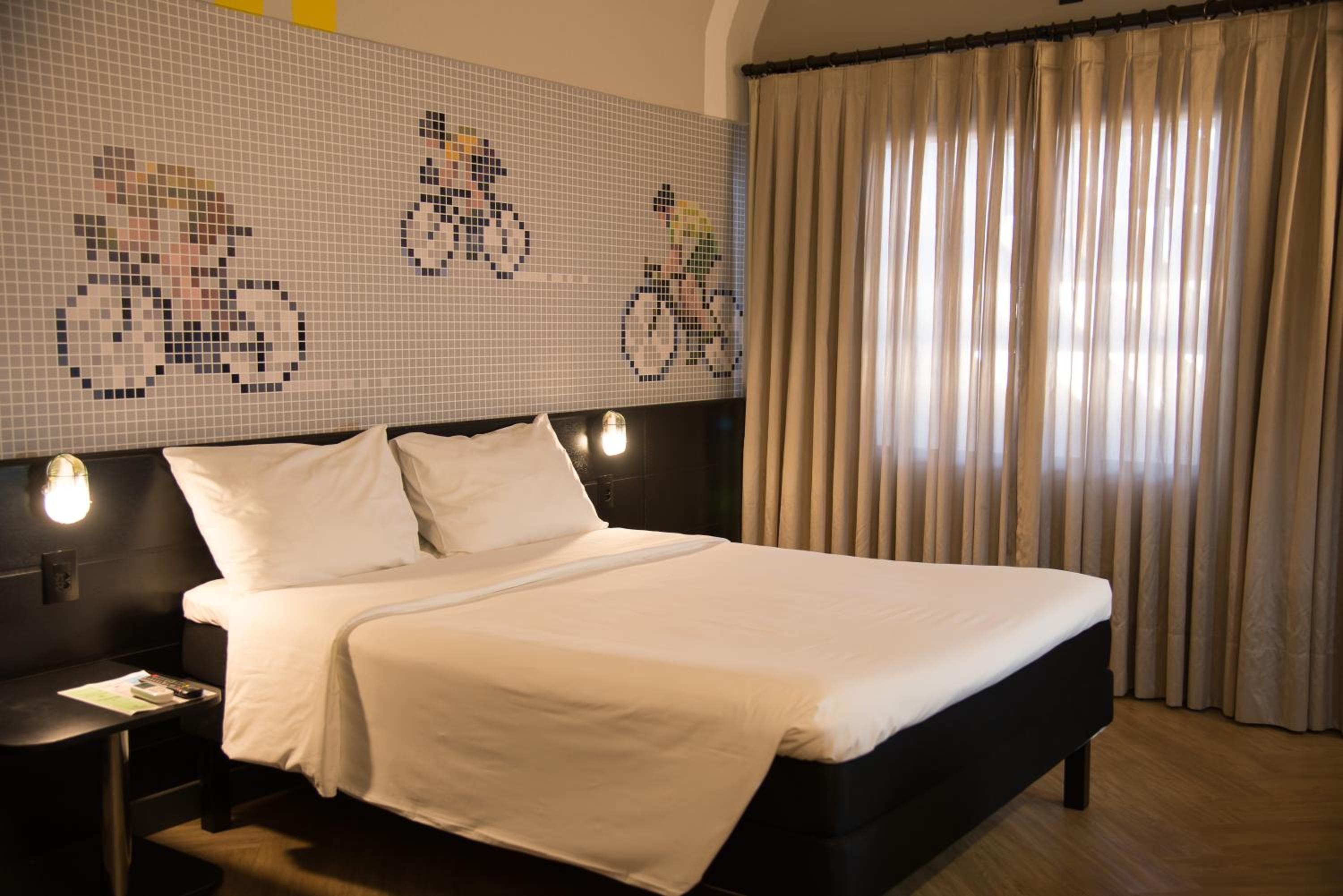 Executive Double Room - Photo 7