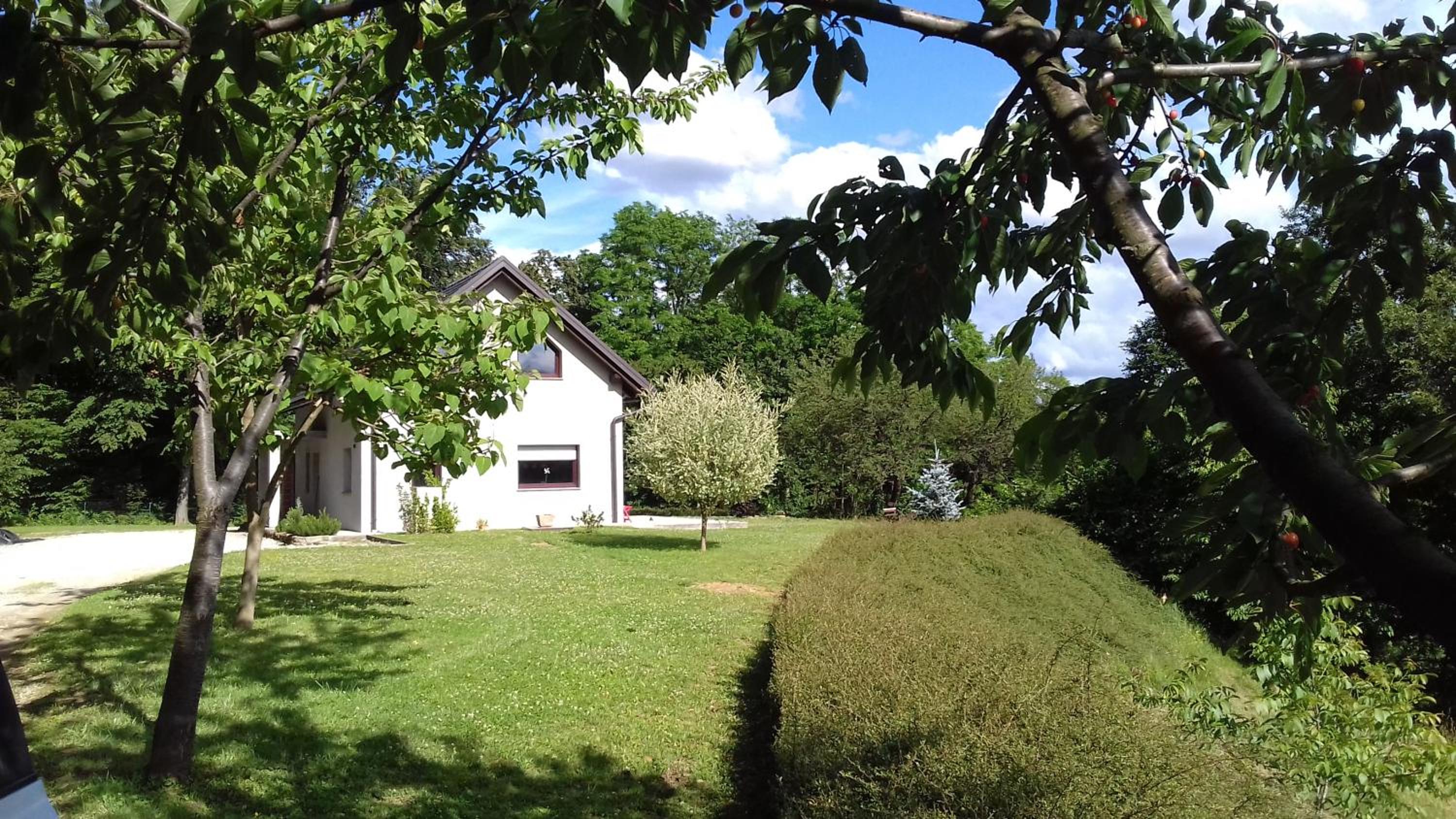 Villa photo 3