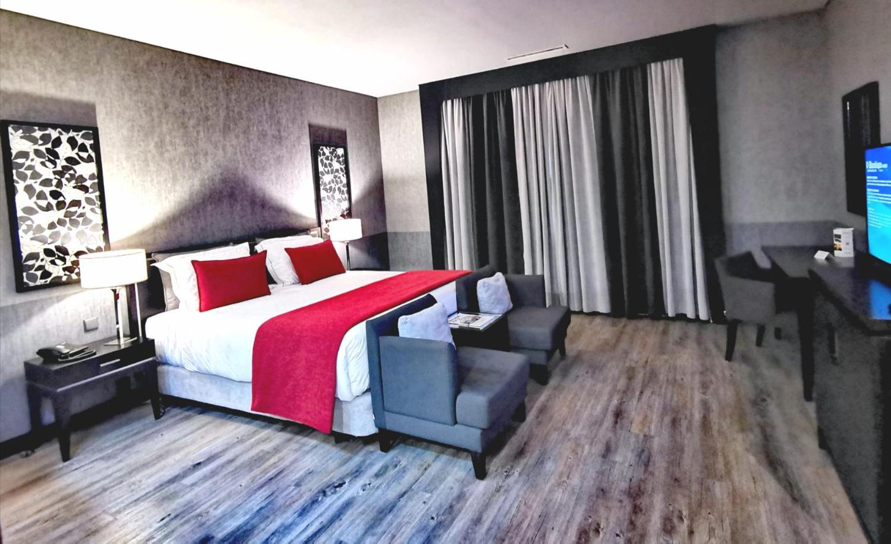 Deluxe Double Room photo 2