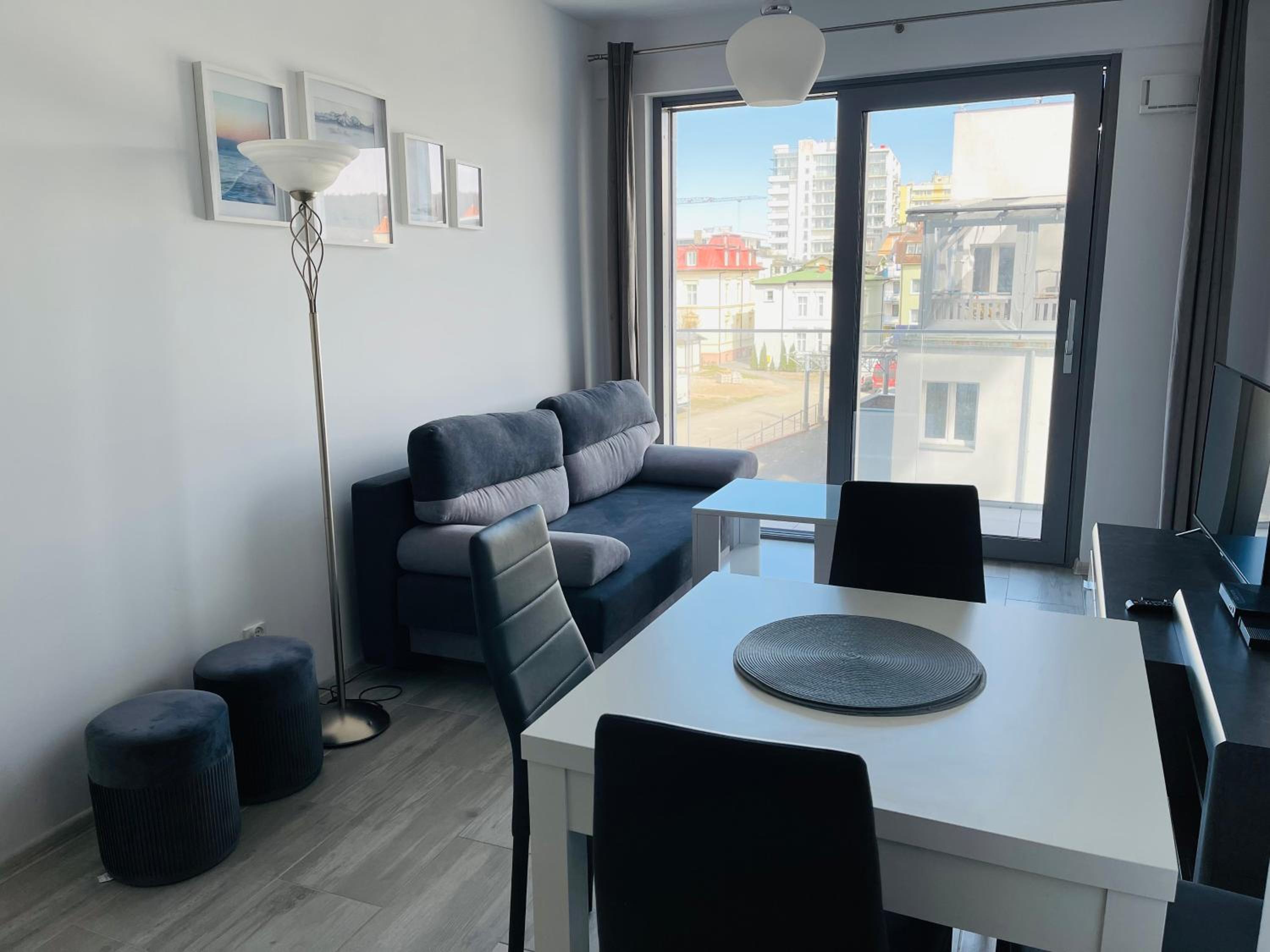 One-Bedroom Apartment photo 2