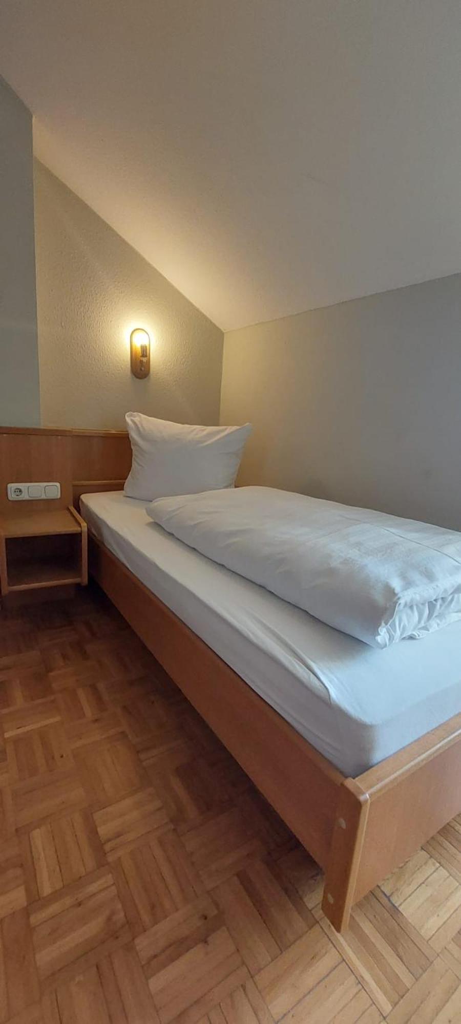 Single Room photo 3