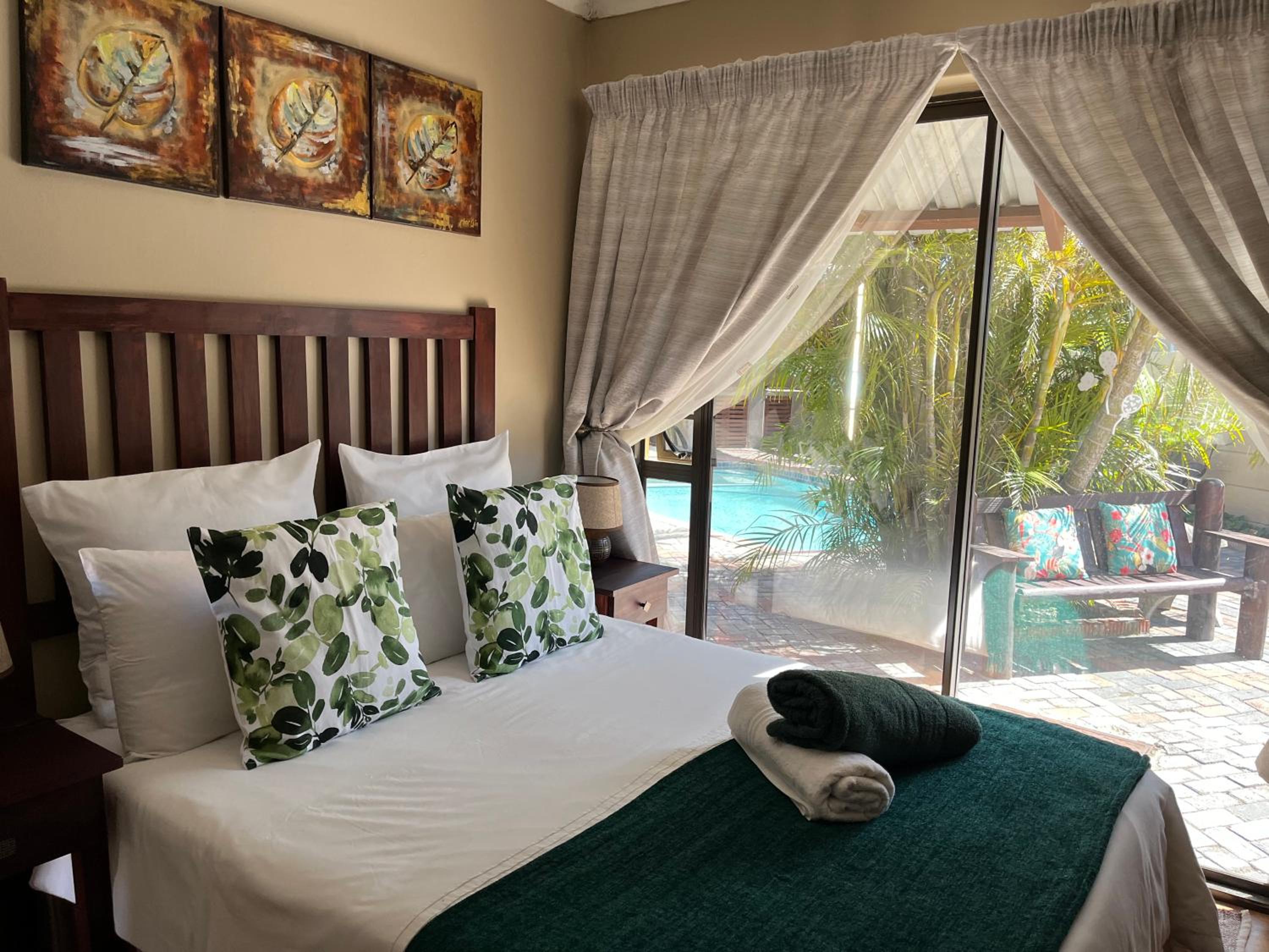 Double Room with Pool View