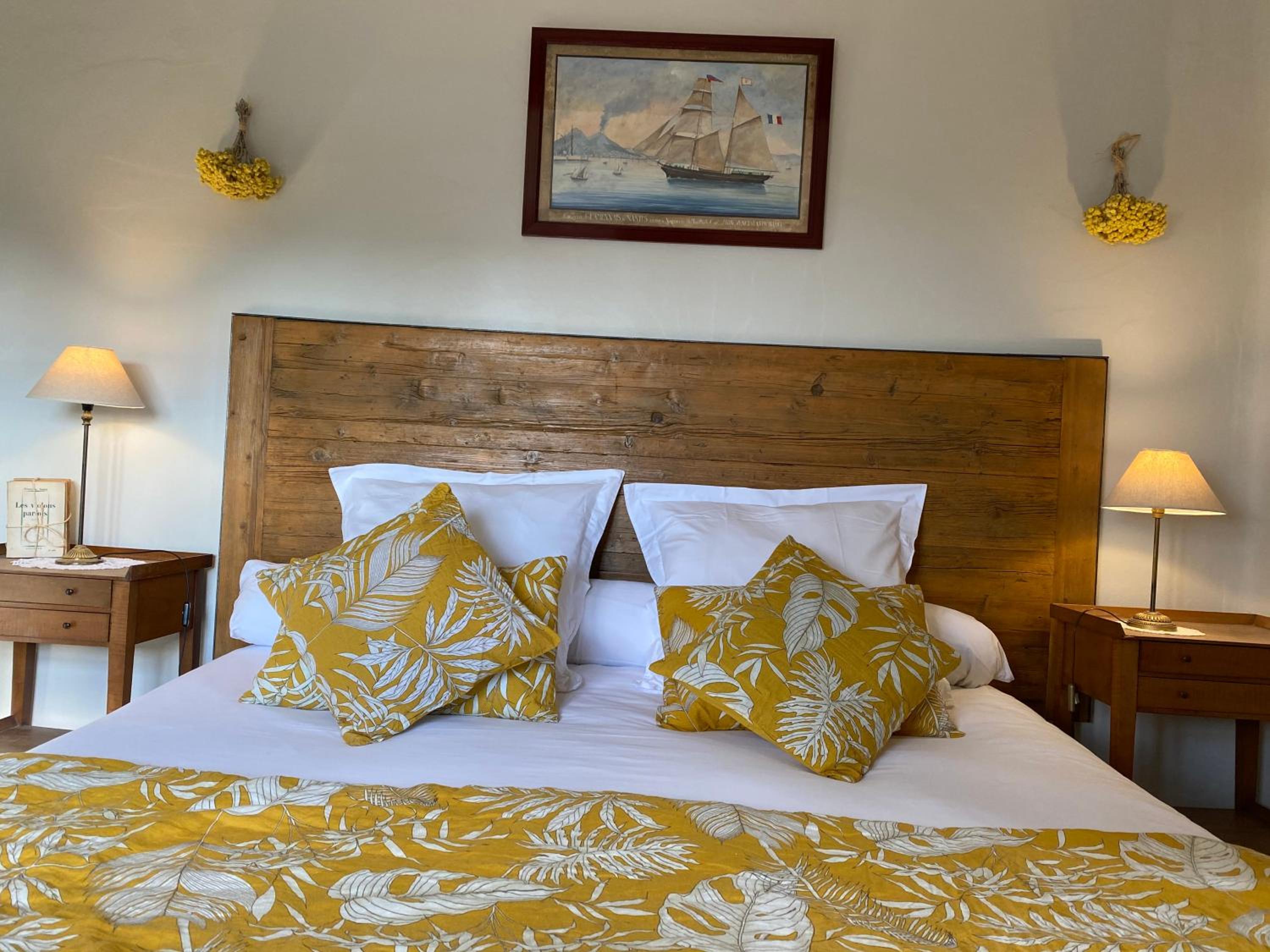 Suite with Garden View photo 1