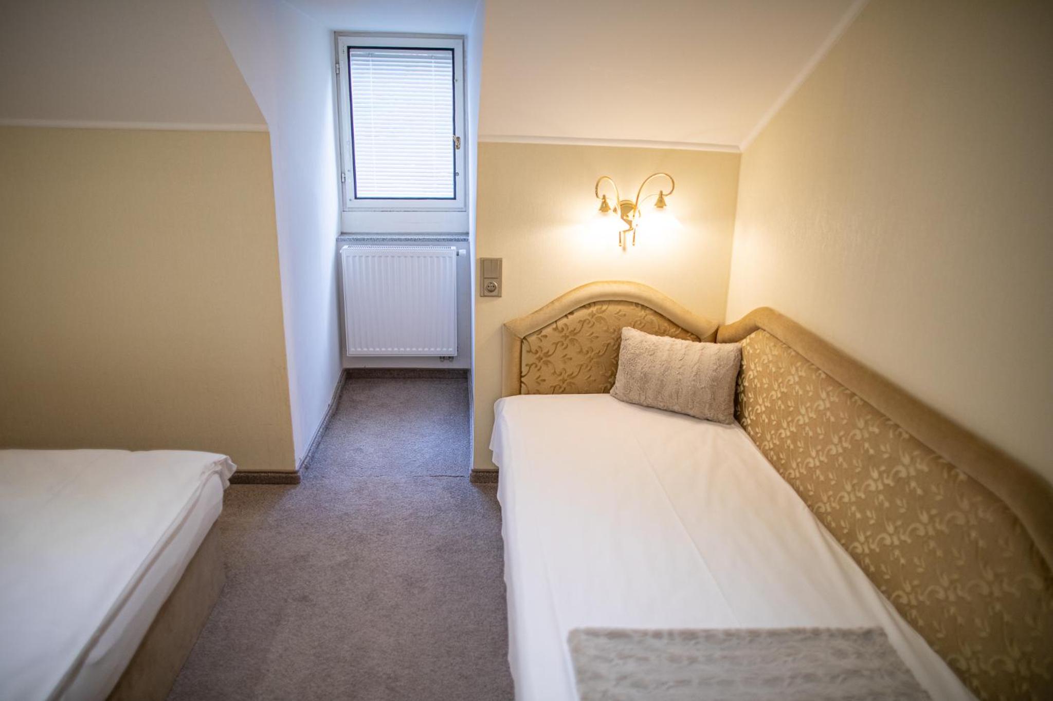 Two-Bedroom Suite - Photo 12