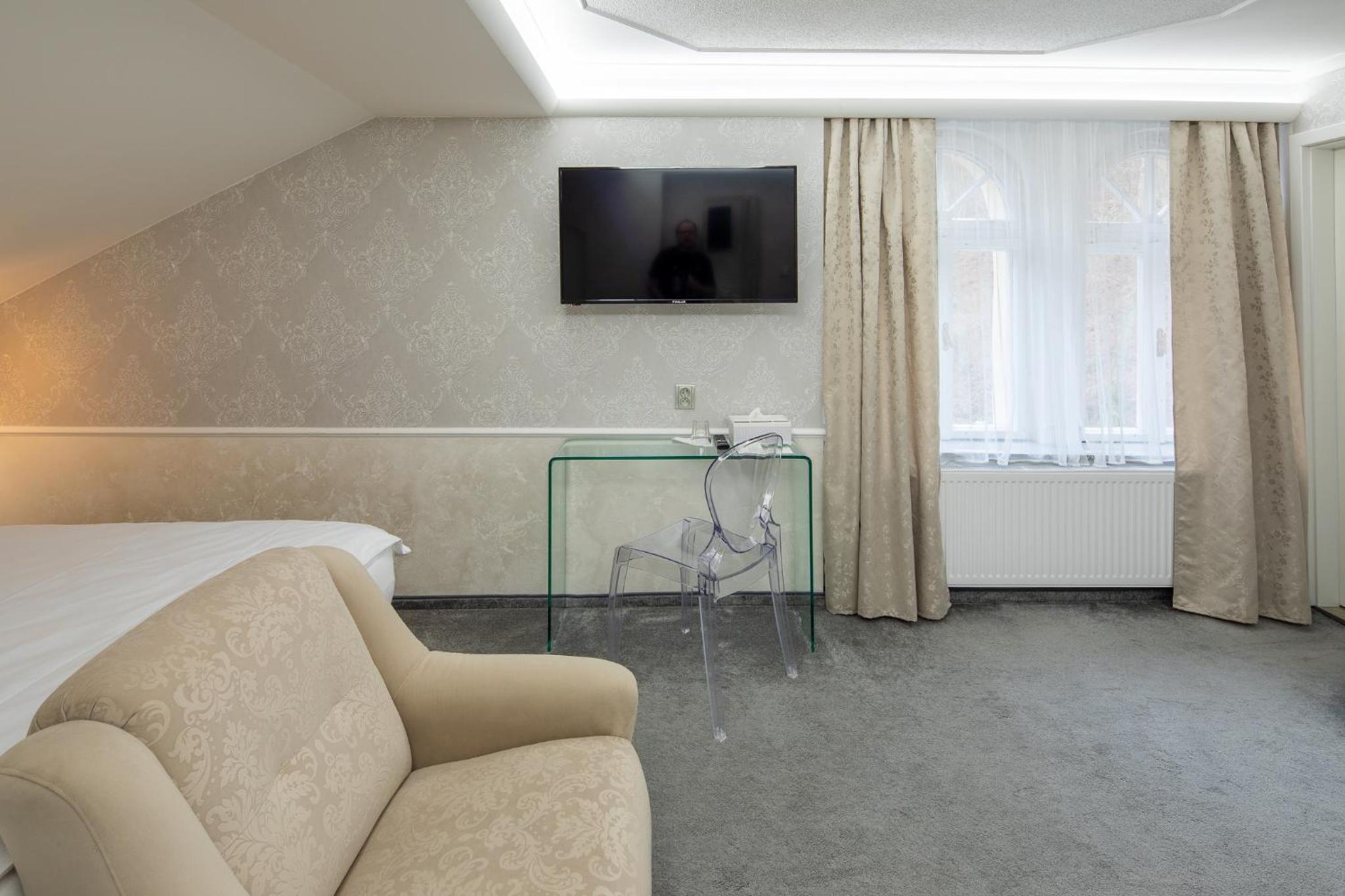 Double Room - Photo 35