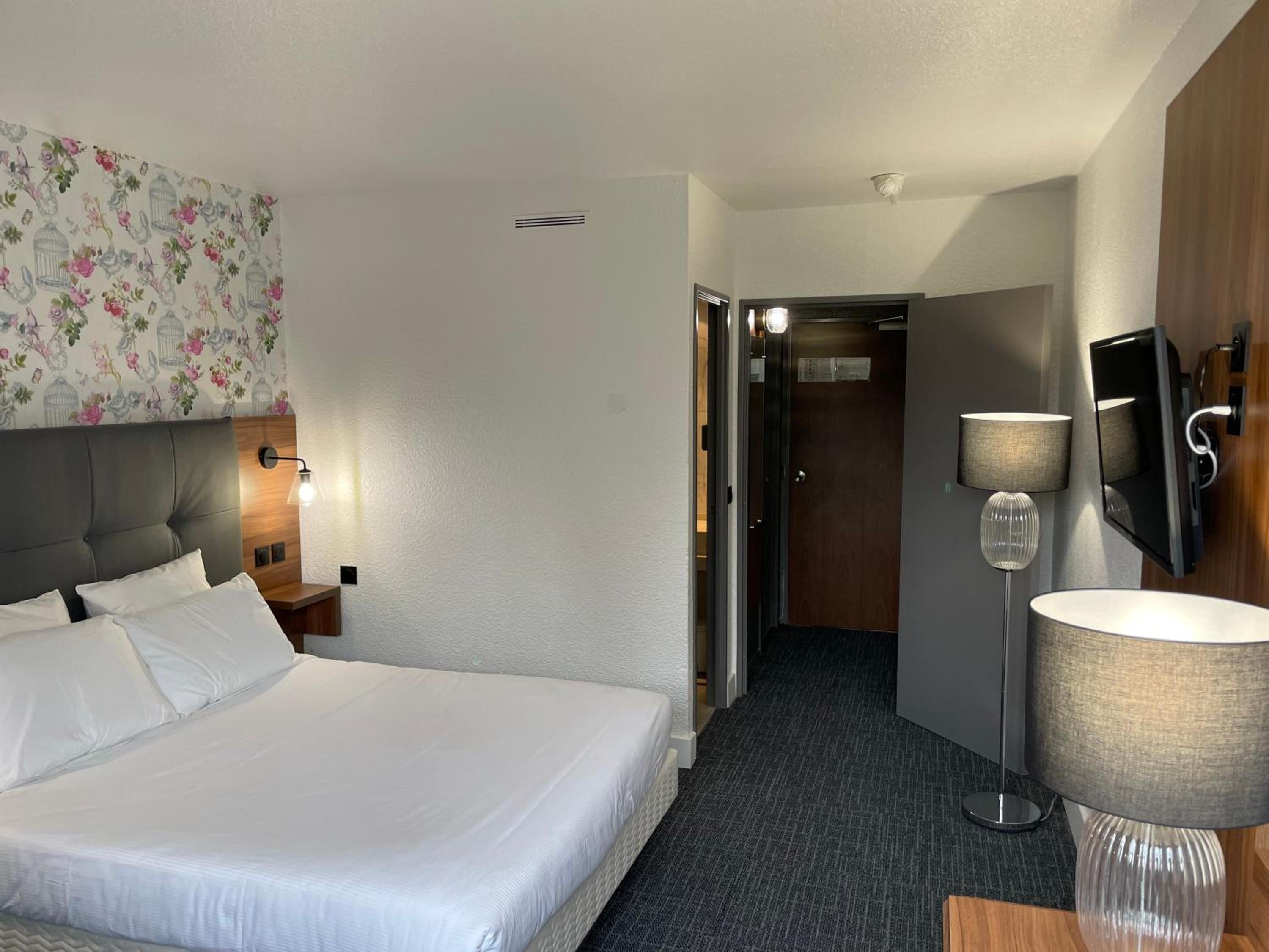 Premium Double Room - Photo 1