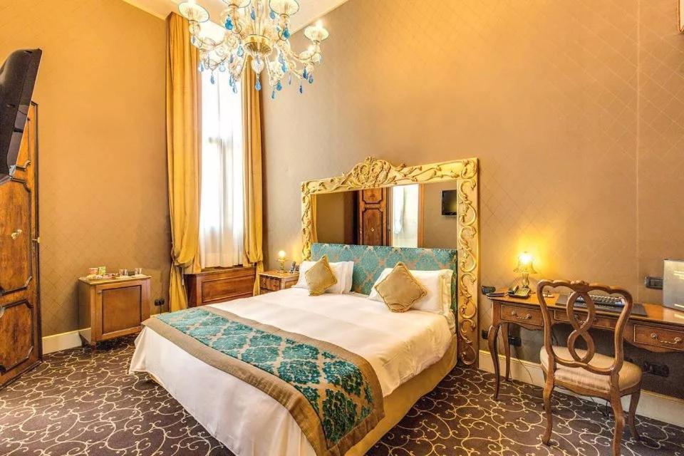 Double or Twin Room photo 2