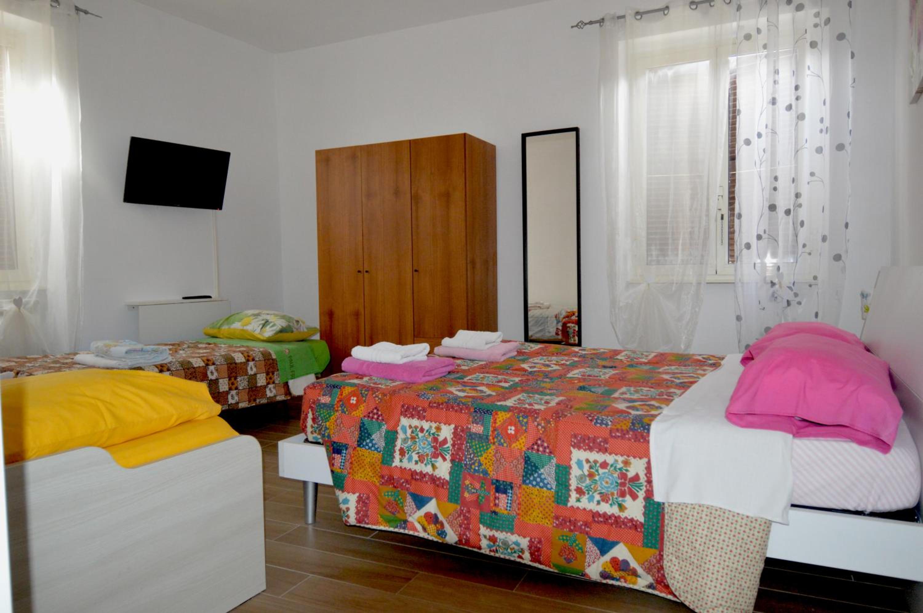 Quadruple Room with Shared Bathroom