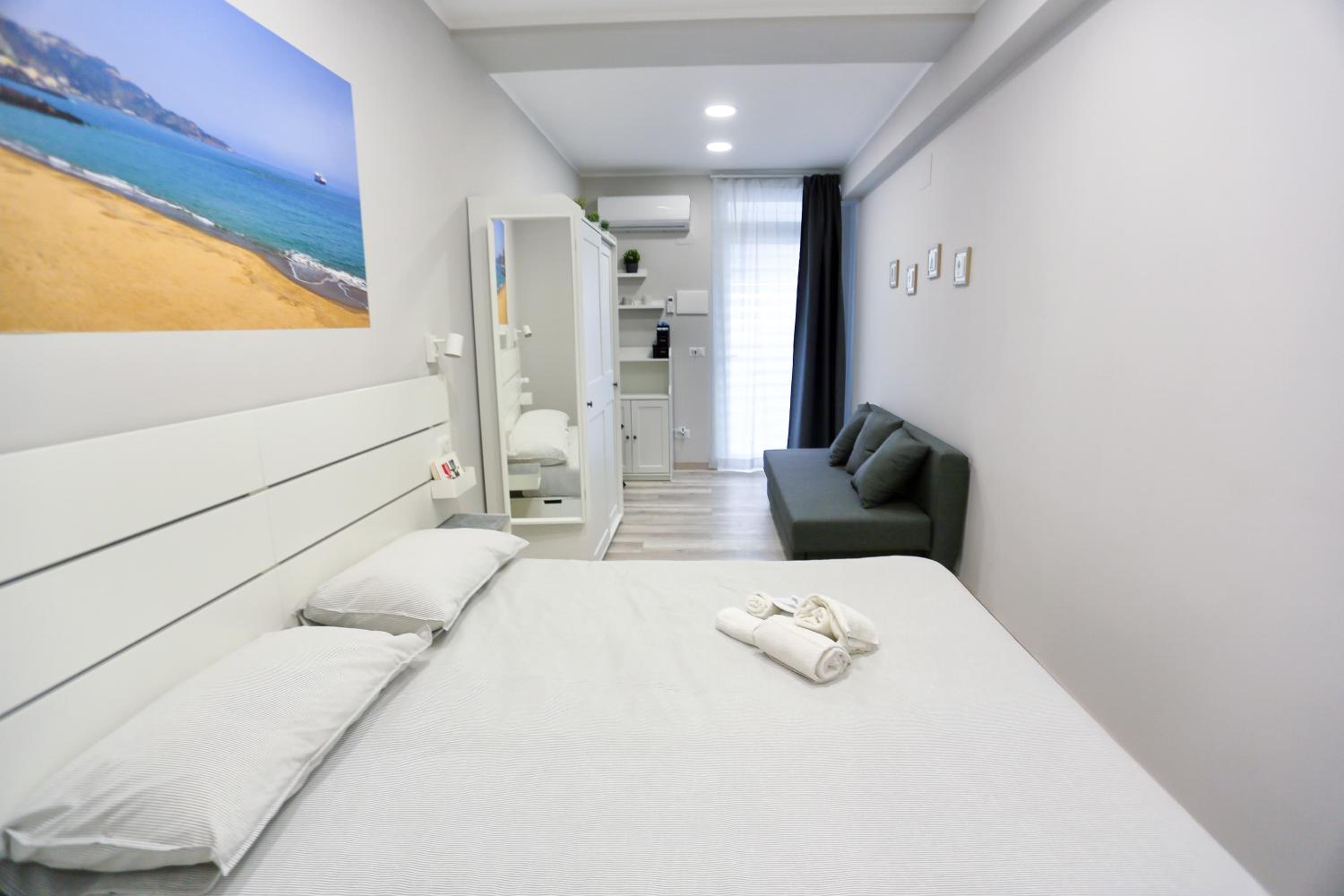 Deluxe Double Room with Sea View photo 1