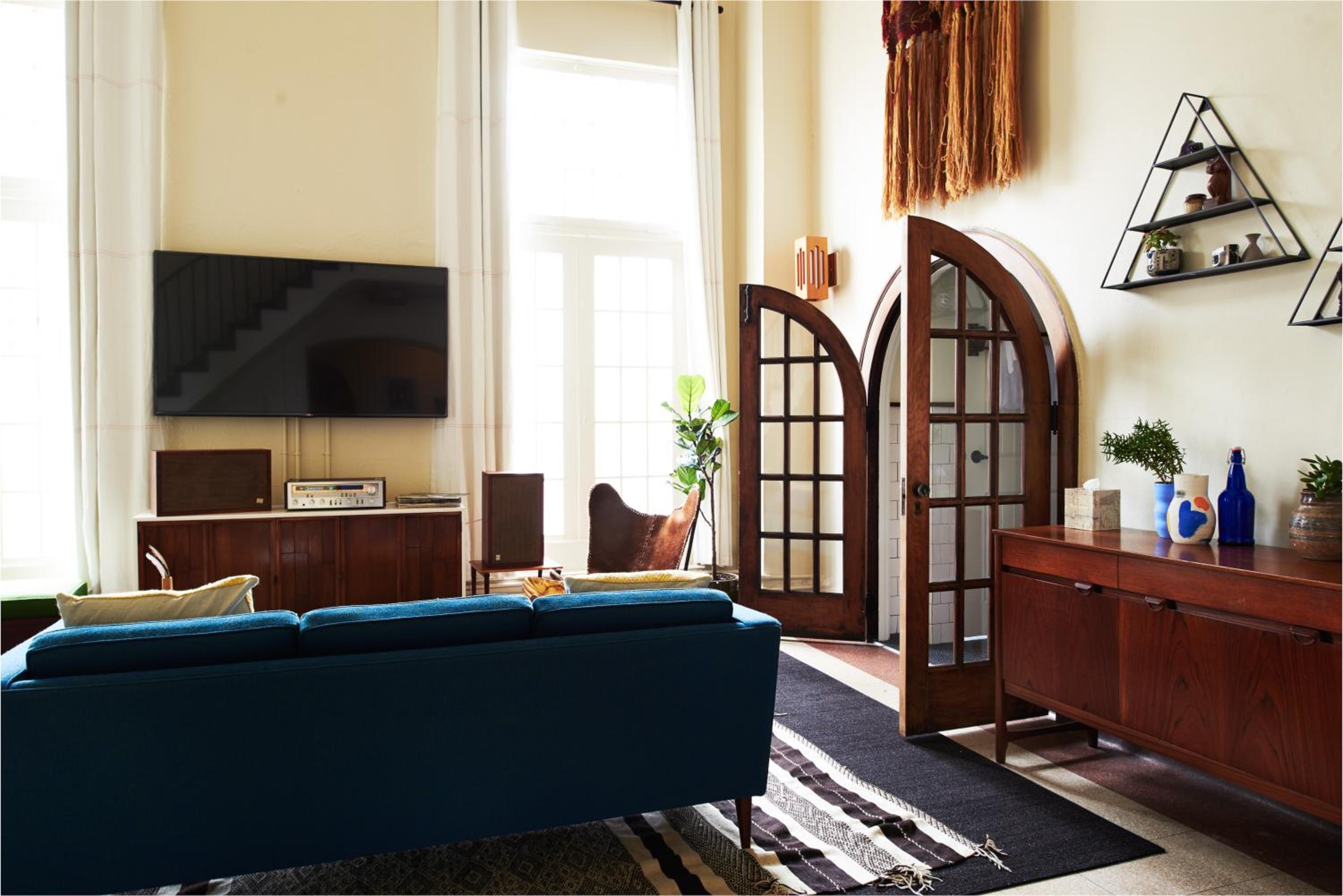 Penthouse photo 3