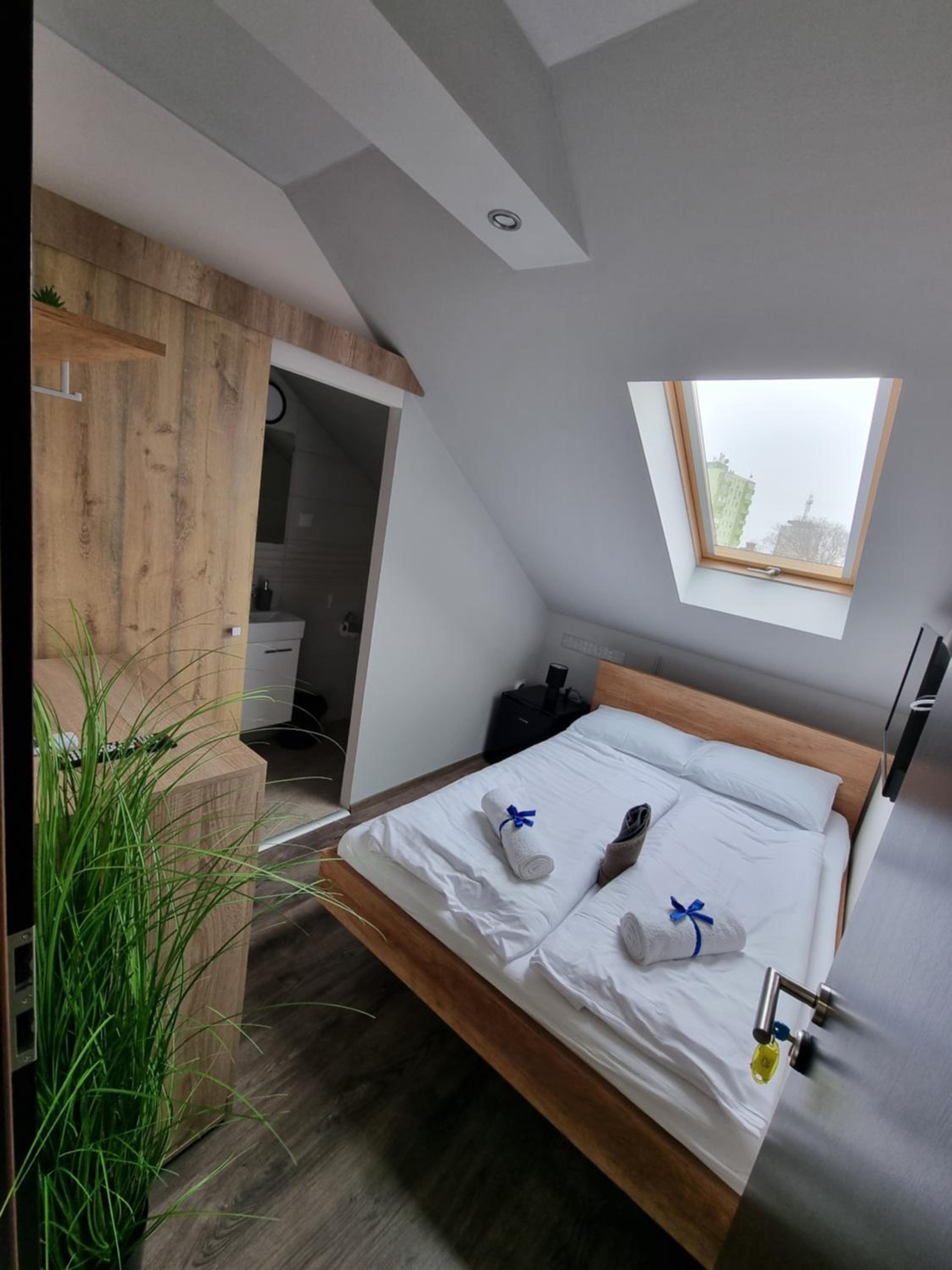 Small Double Room photo 3