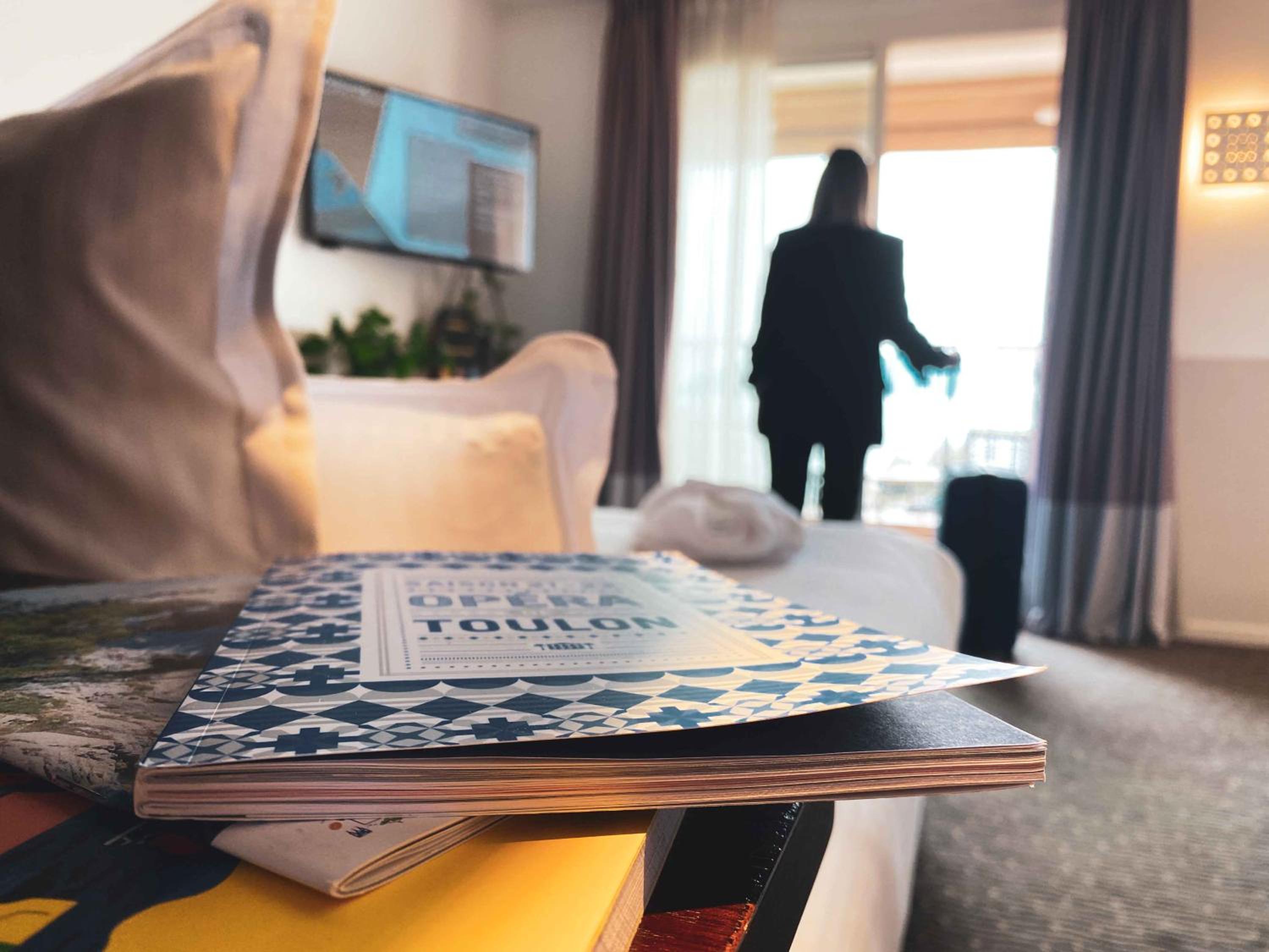 Junior Suite with Sea View Balcony - Photo 12
