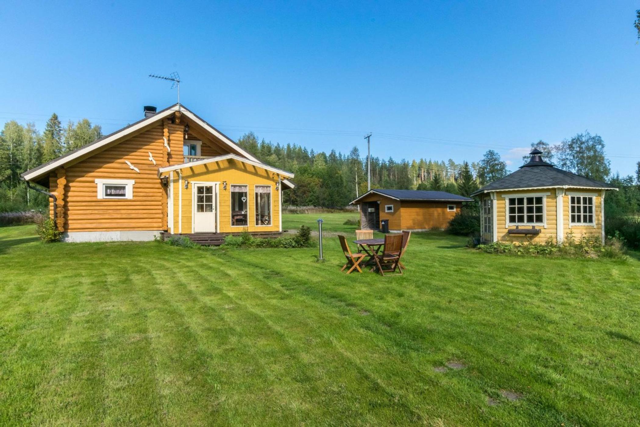 Large One-Bedroom Cottage with Sauna - Photo 7