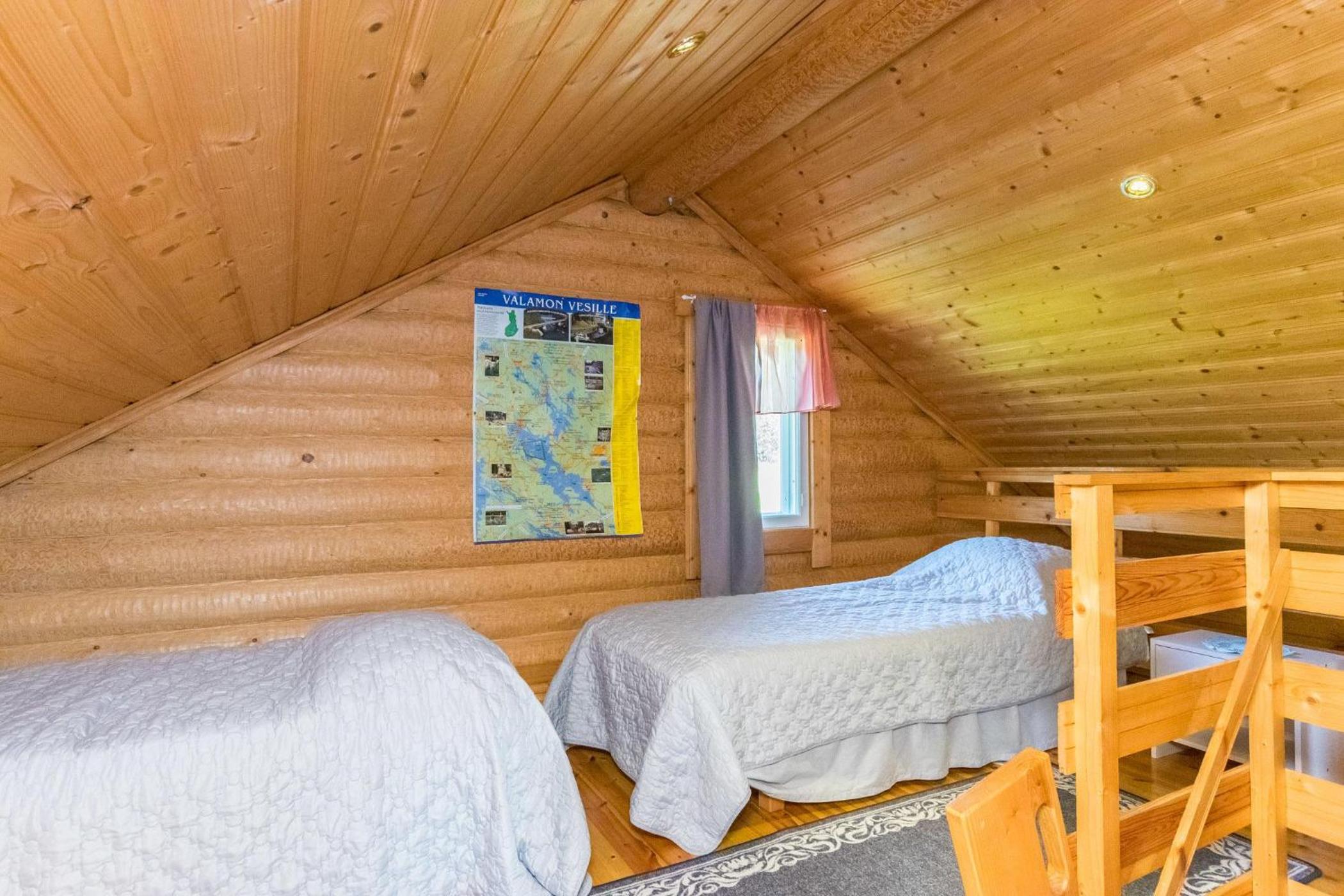 Large One-Bedroom Cottage with Sauna - Photo 19